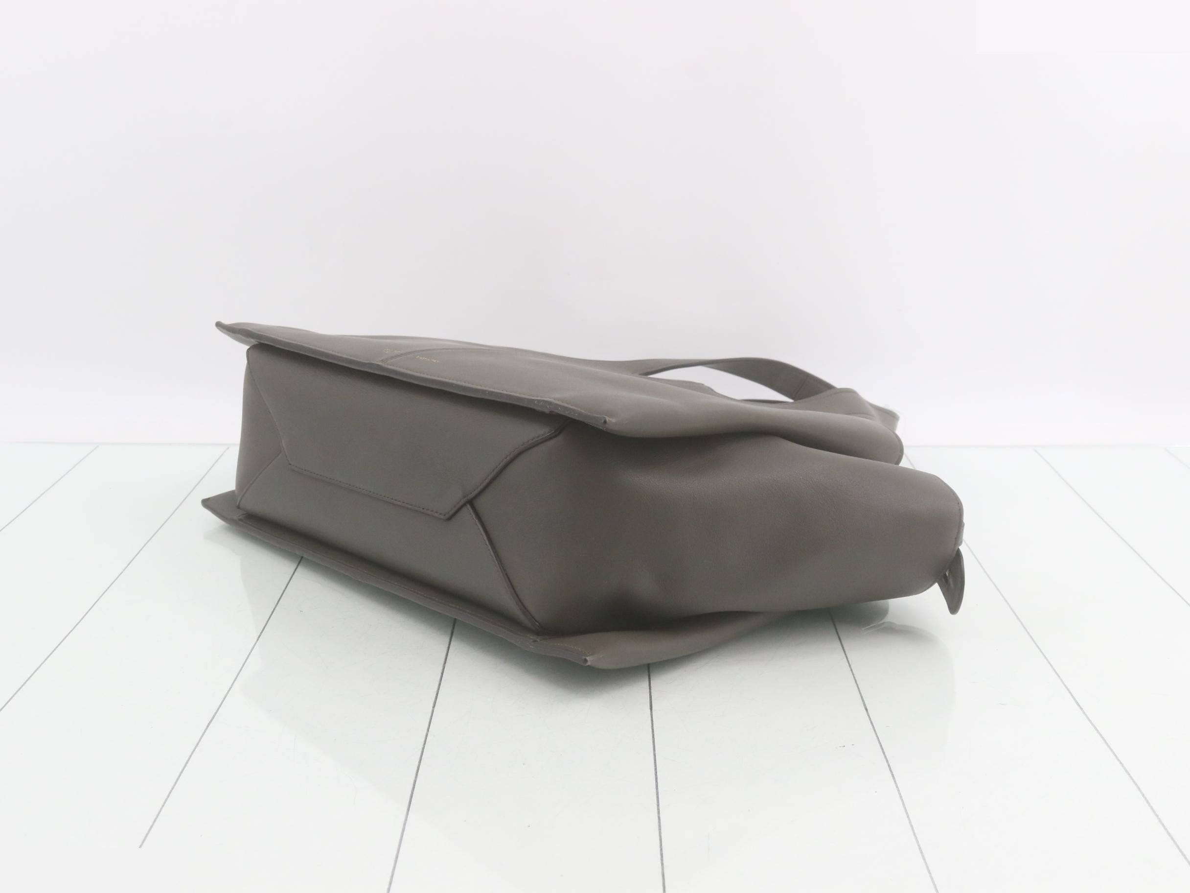 Trifold Bags/Handbags — view 6