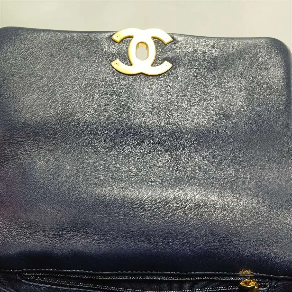 19 Lambskin Chain Shoulder Bag Navy Gold x Silver Hardware 31049458 Serial Number 31 AS1160 — view 12