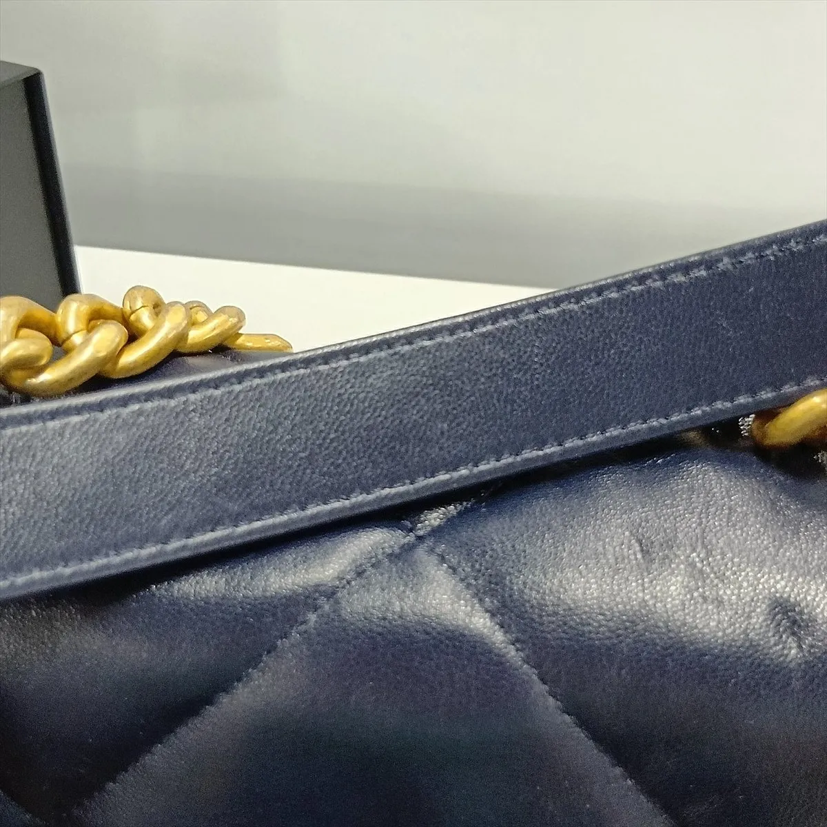 19 Lambskin Chain Shoulder Bag Navy Gold x Silver Hardware 31049458 Serial Number 31 AS1160 — view 14