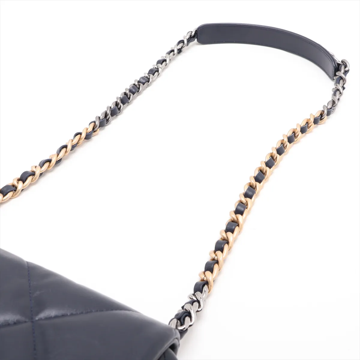 19 Lambskin Chain Shoulder Bag Navy Gold x Silver Hardware 31049458 Serial Number 31 AS1160 — view 5