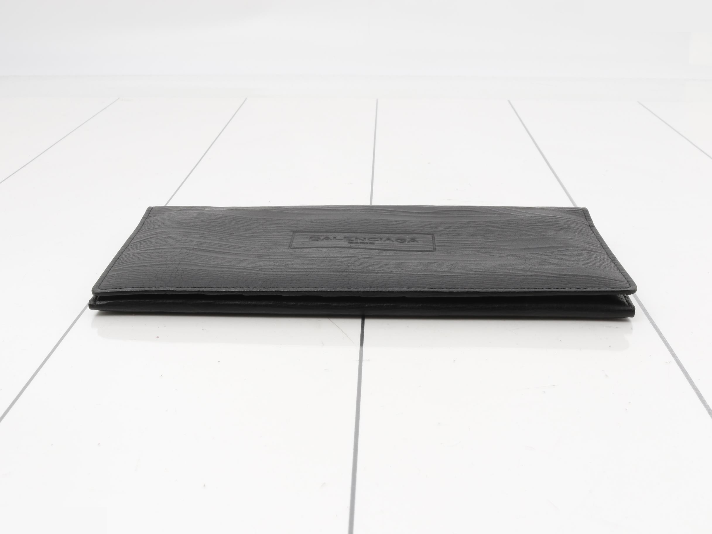 leather long wallet with box — view 3