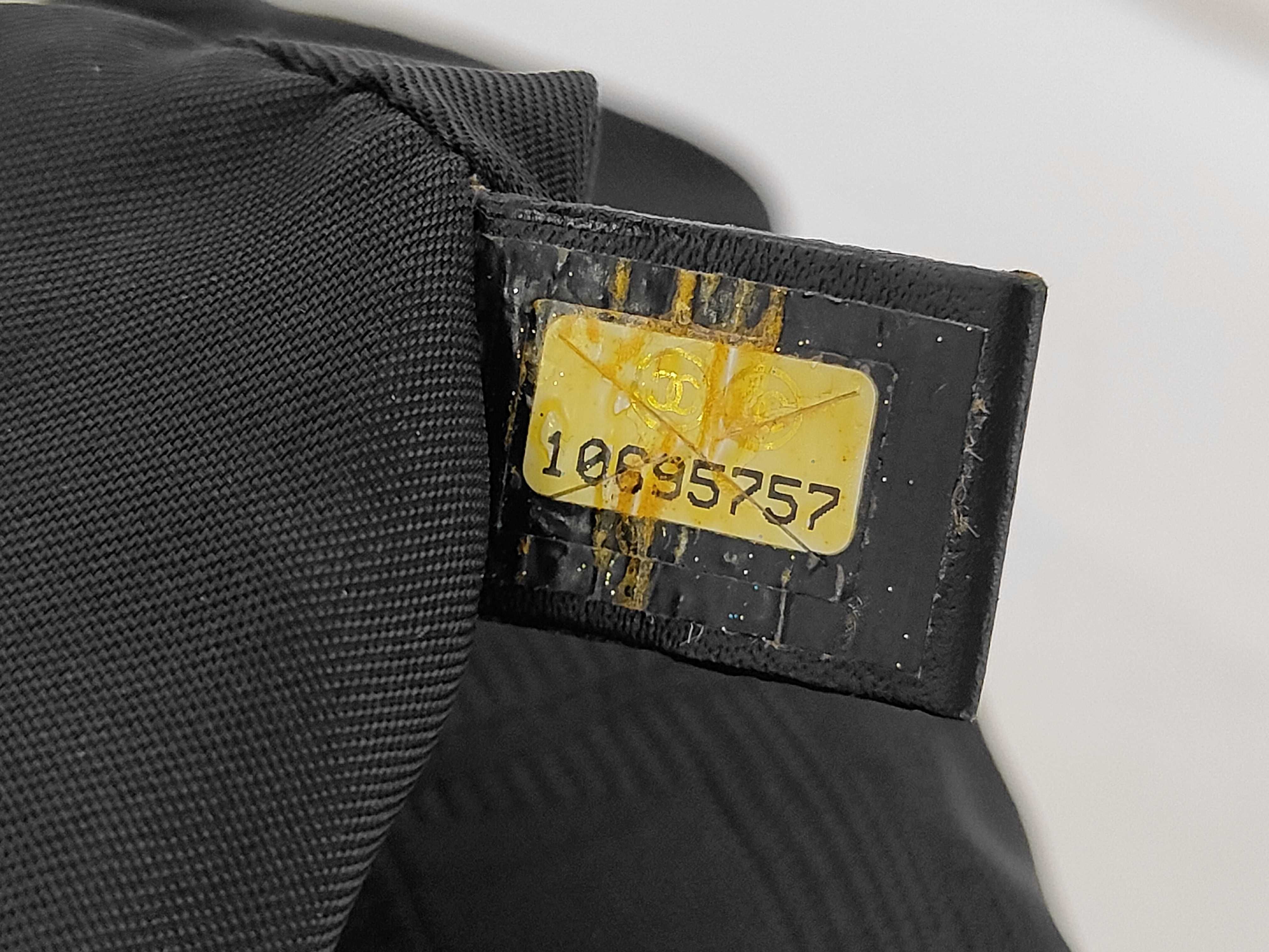 New Travel Line MM Black Serial Tote Bag — view 11