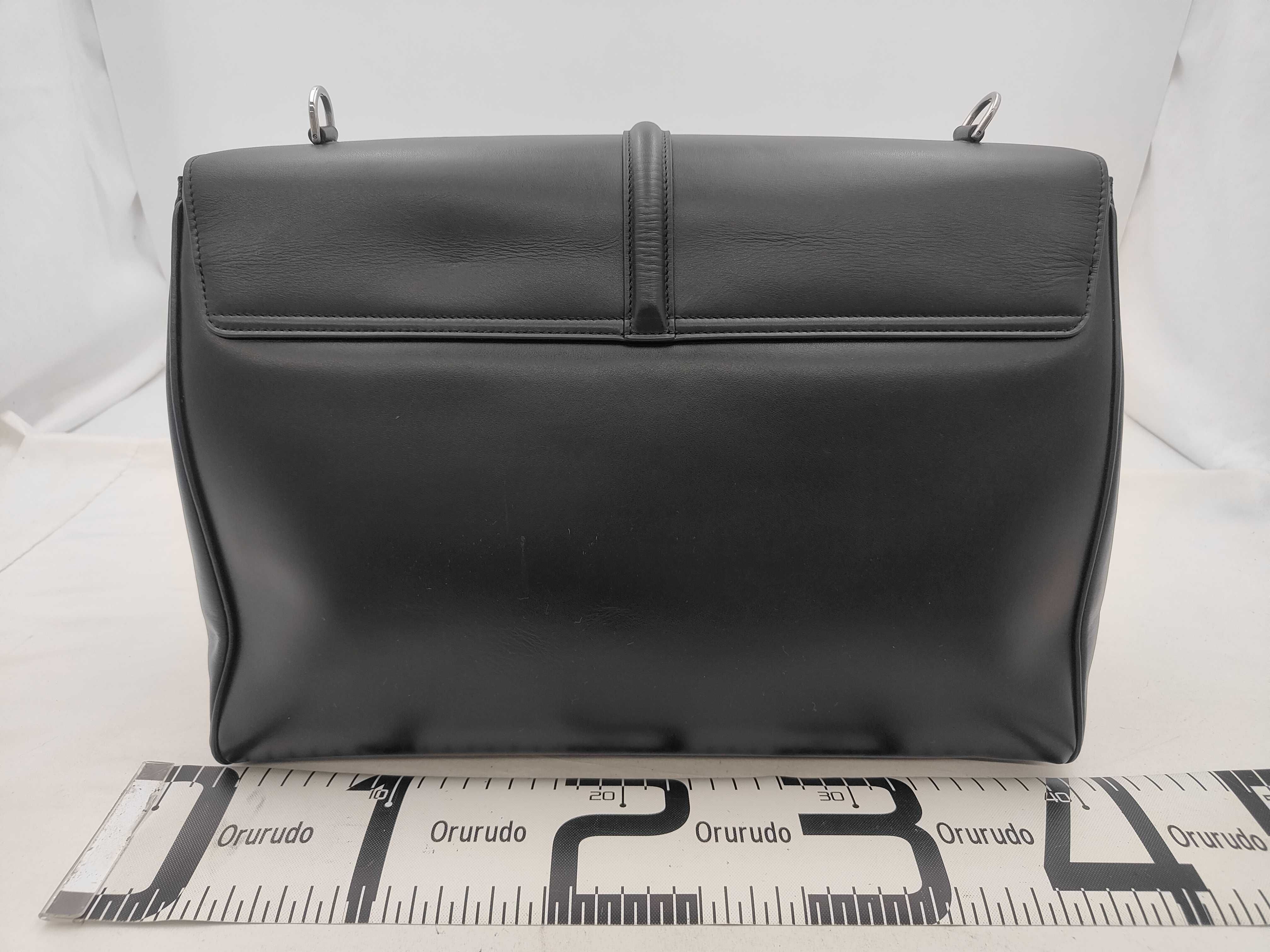 Seize 16 Shoulder Bag — view 2