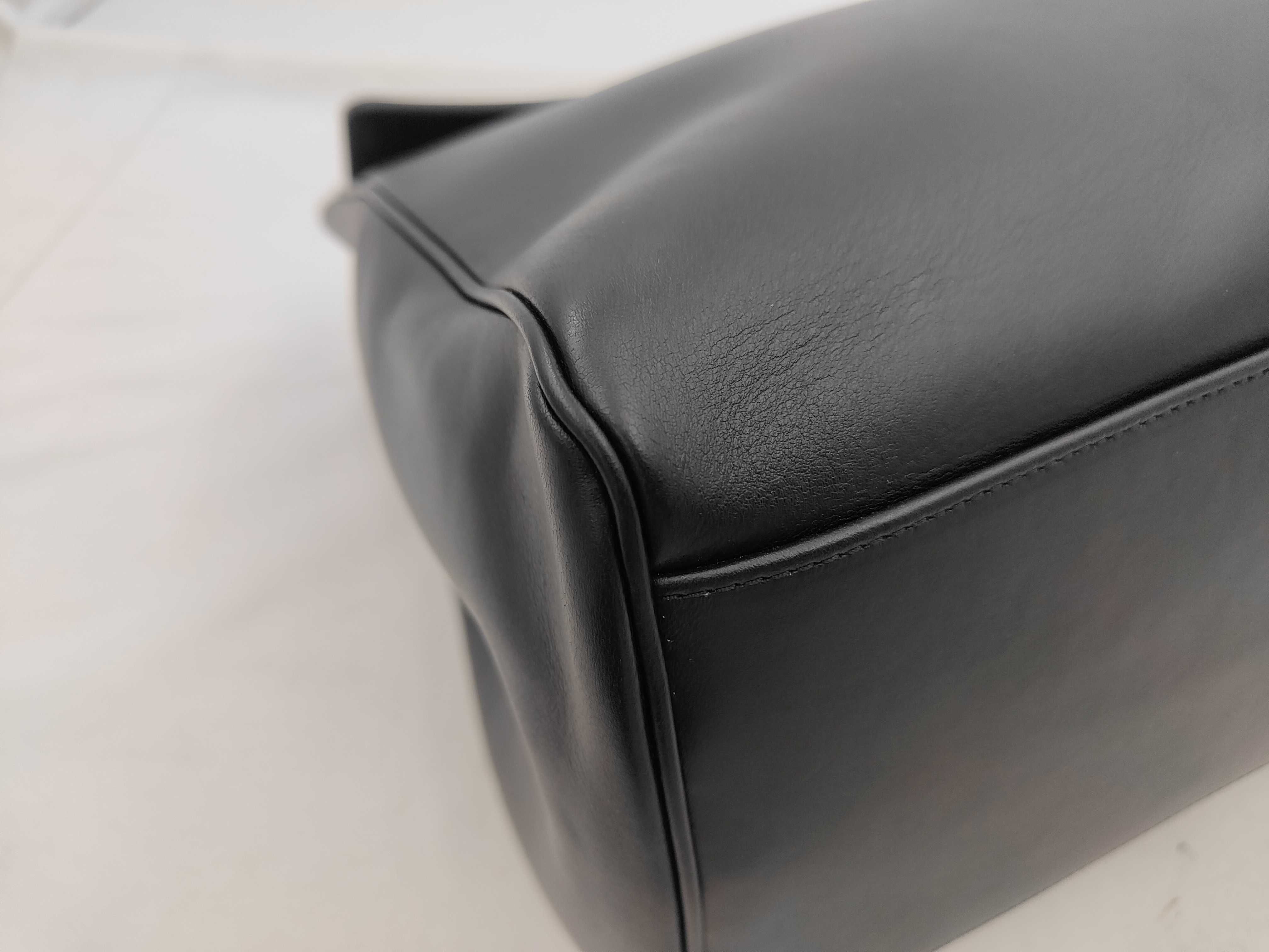 Seize 16 Shoulder Bag — view 3