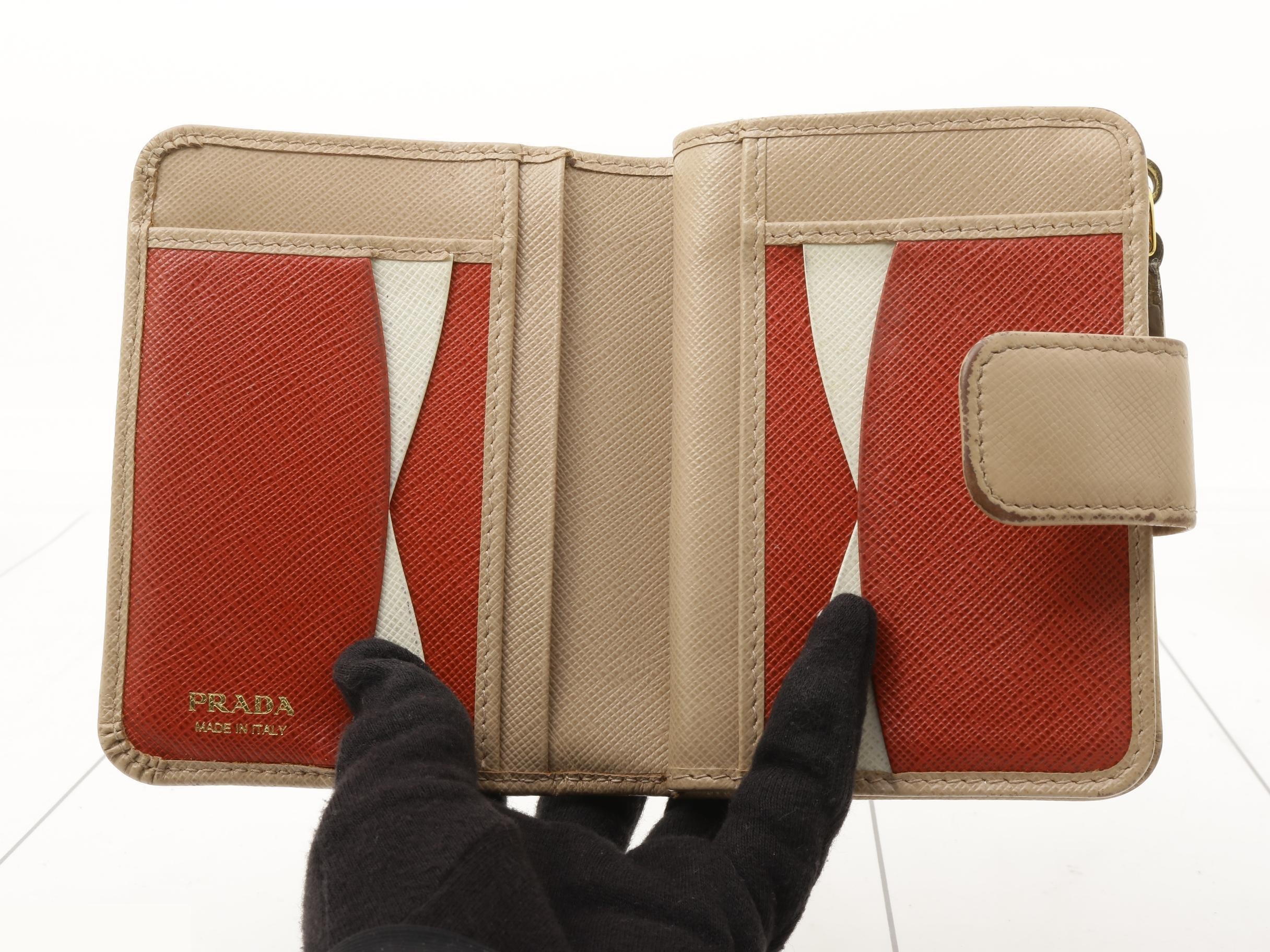 bi-fold wallet, Saffiano leather. — view 4