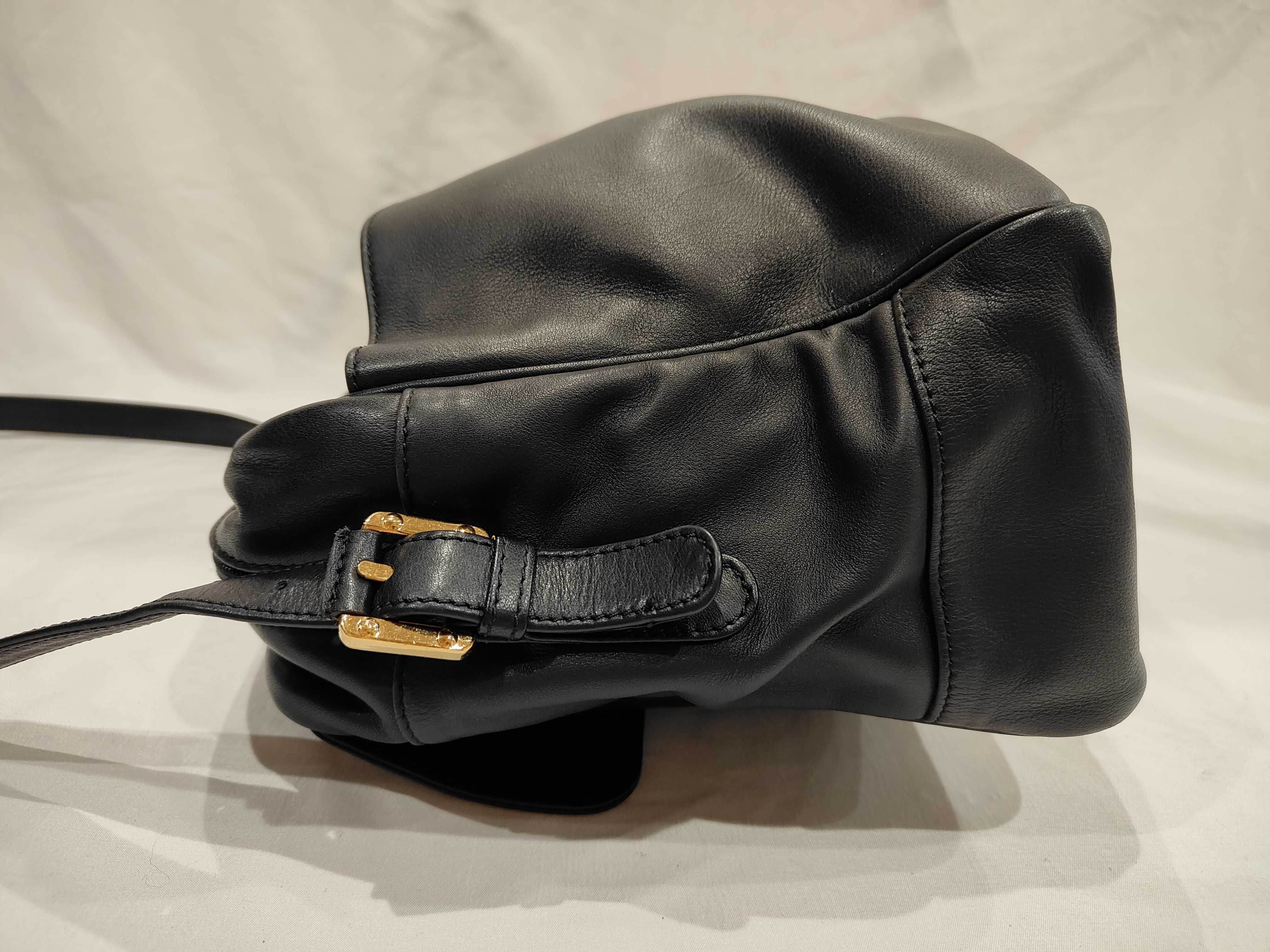 Anagram Leather Shoulder Bag — view 5