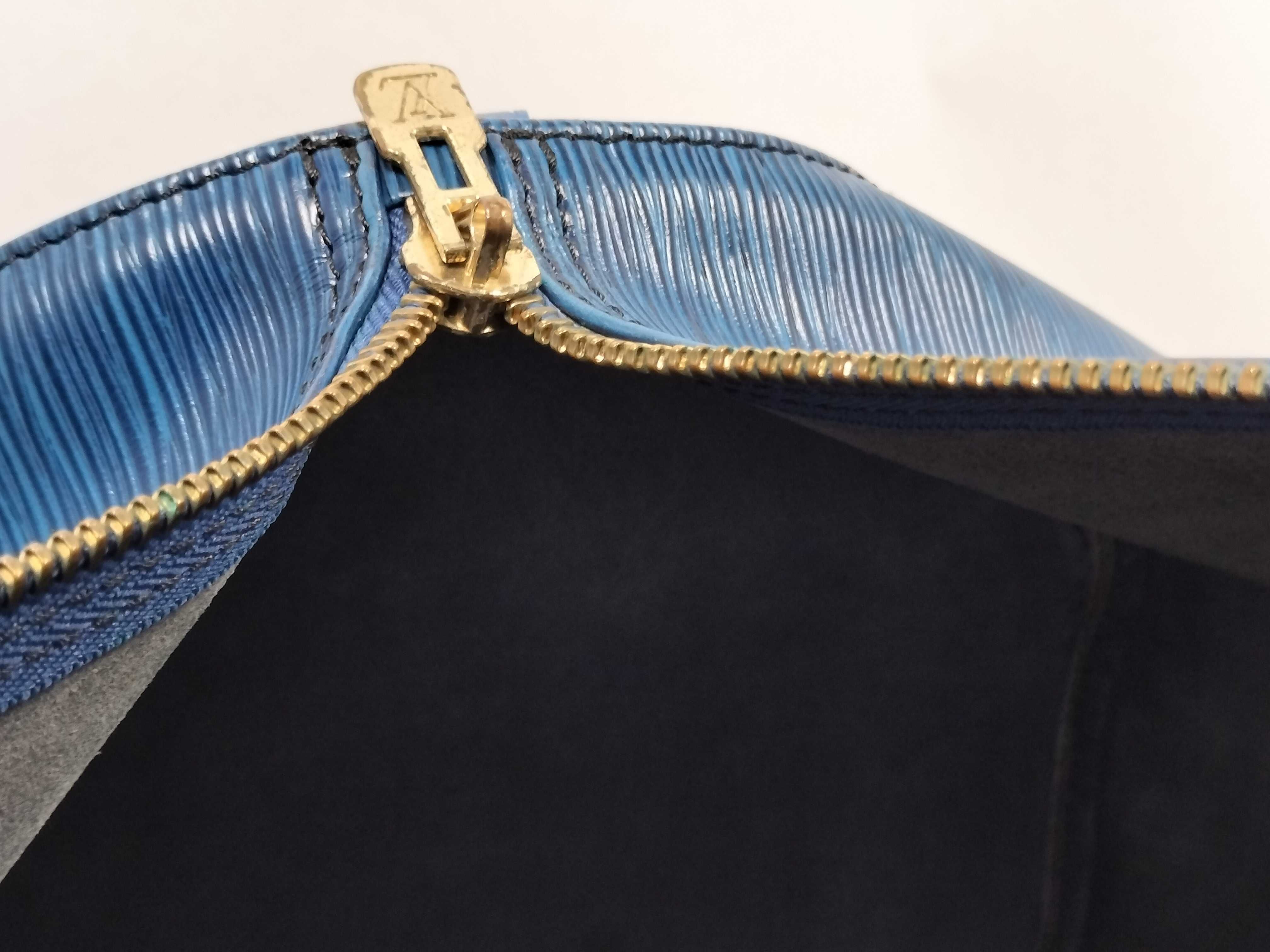 Epi Keepall 60 Epi Louis Vuitton Boston Bag — view 14