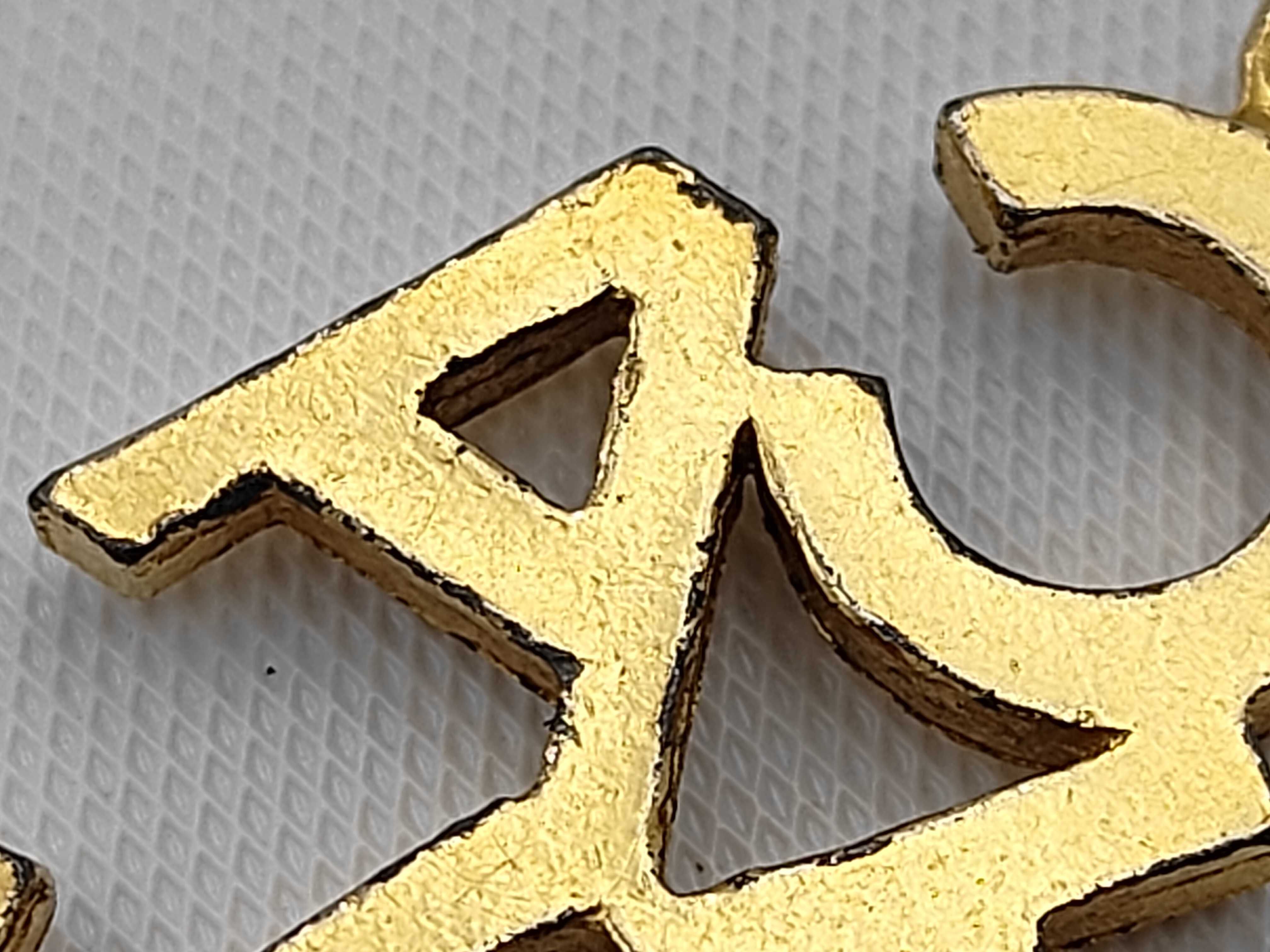 10-strand Logo Long Necklace Gold Chain Plate Necklace — view 8
