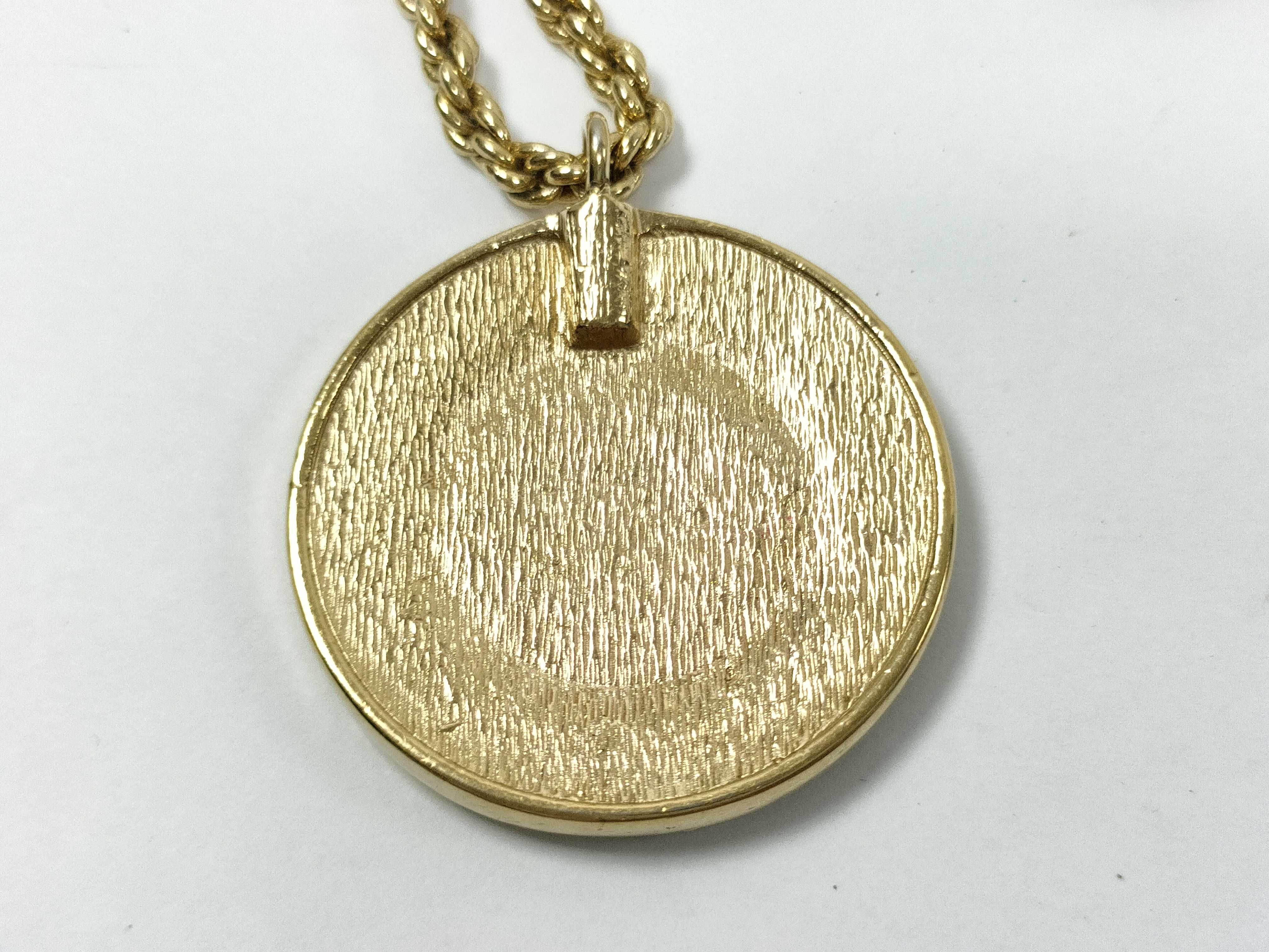Necklace — view 3