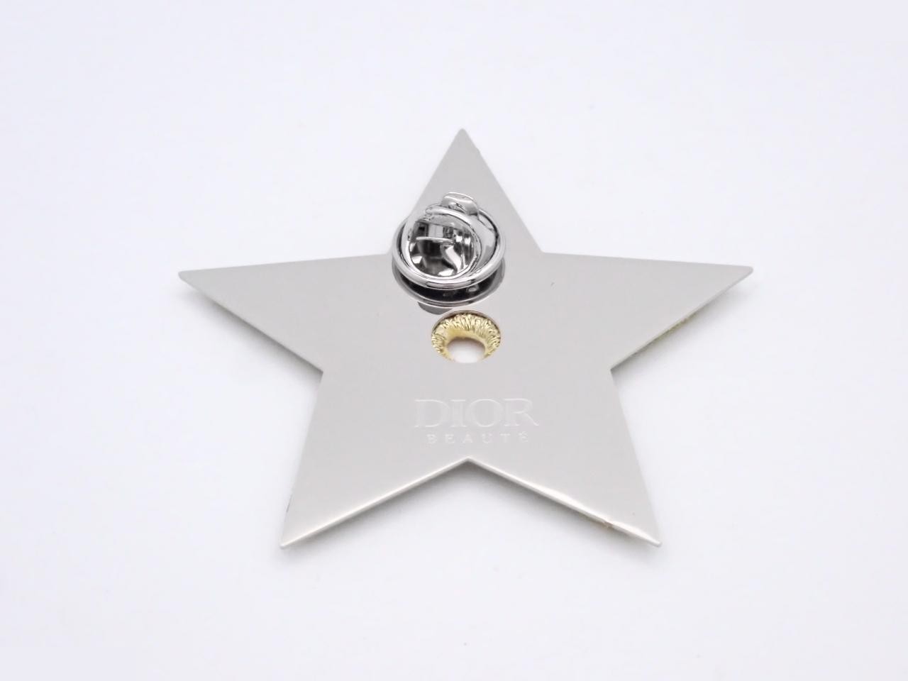 Pin brooch / Star / Novelty — view 2