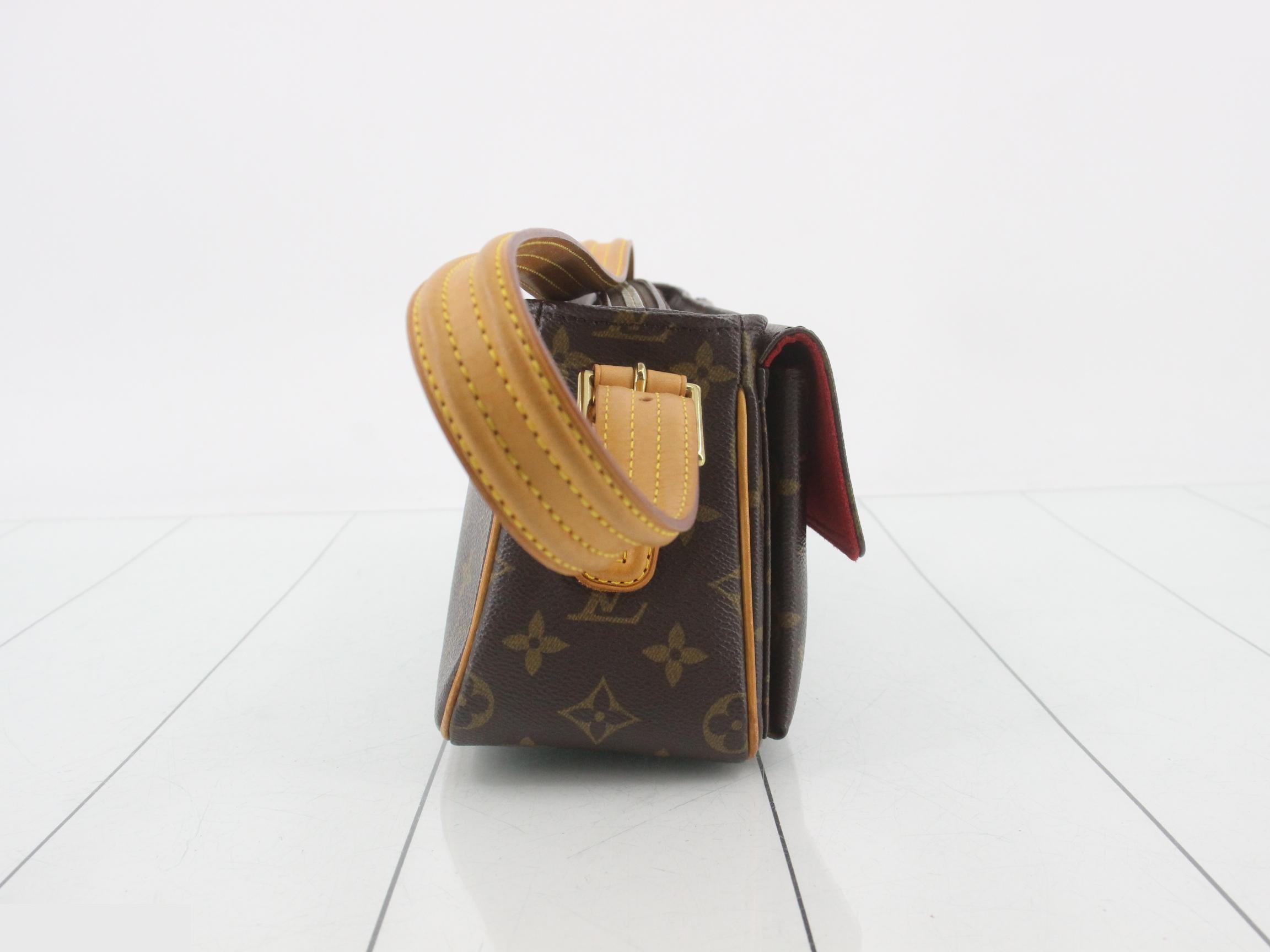 Monogram Viva-Cite MM M51164 Shoulder Bag — view 4