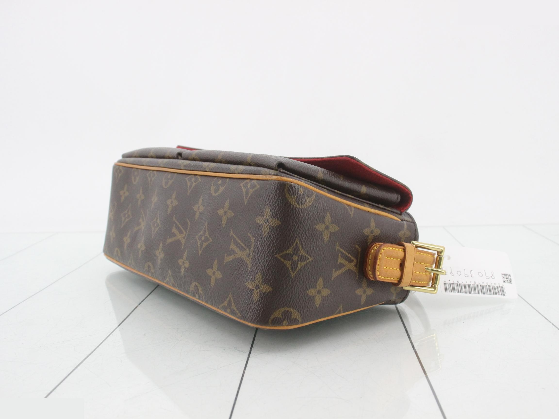 Monogram Viva-Cite MM M51164 Shoulder Bag — view 6