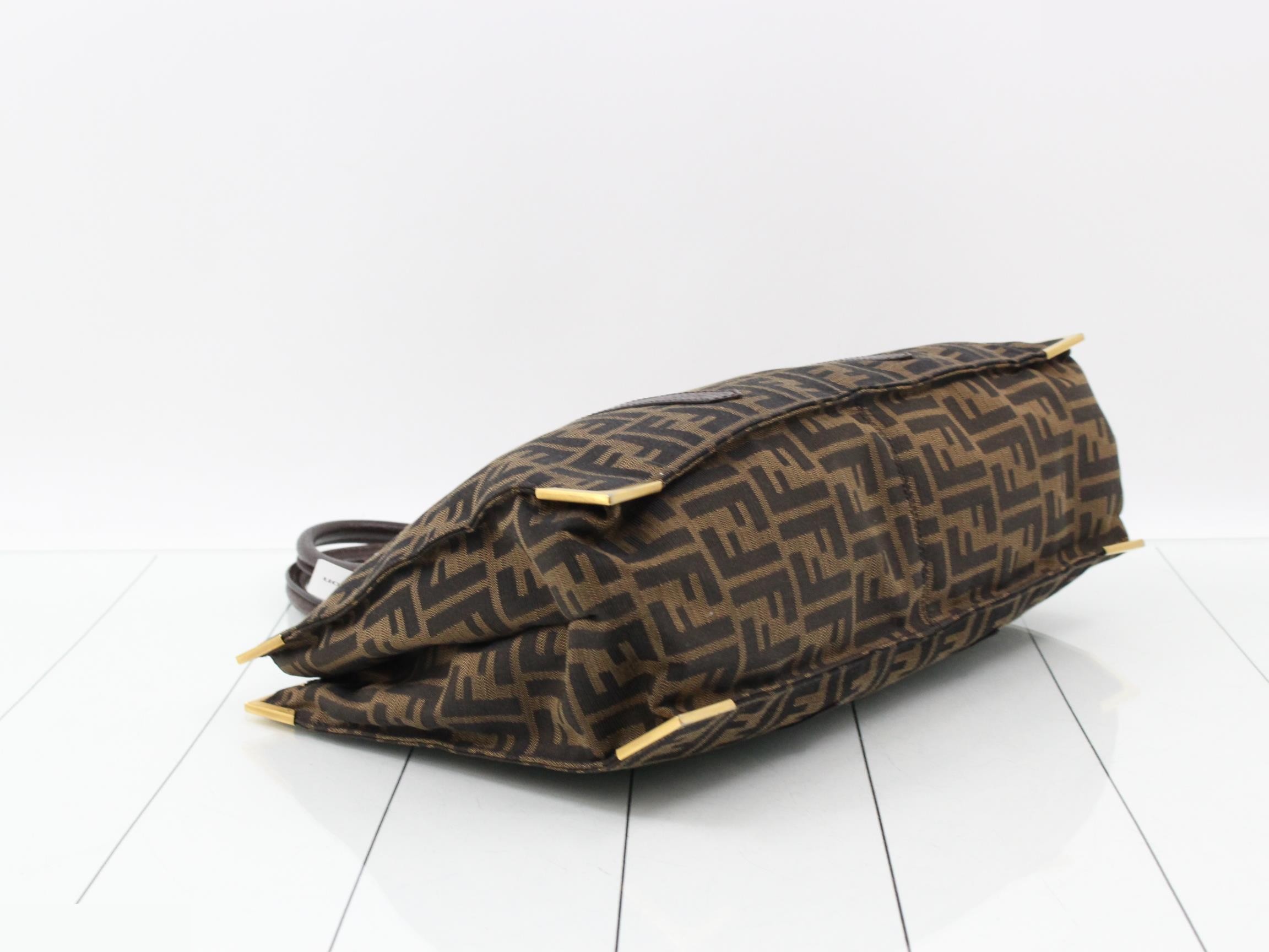 handbag — view 5
