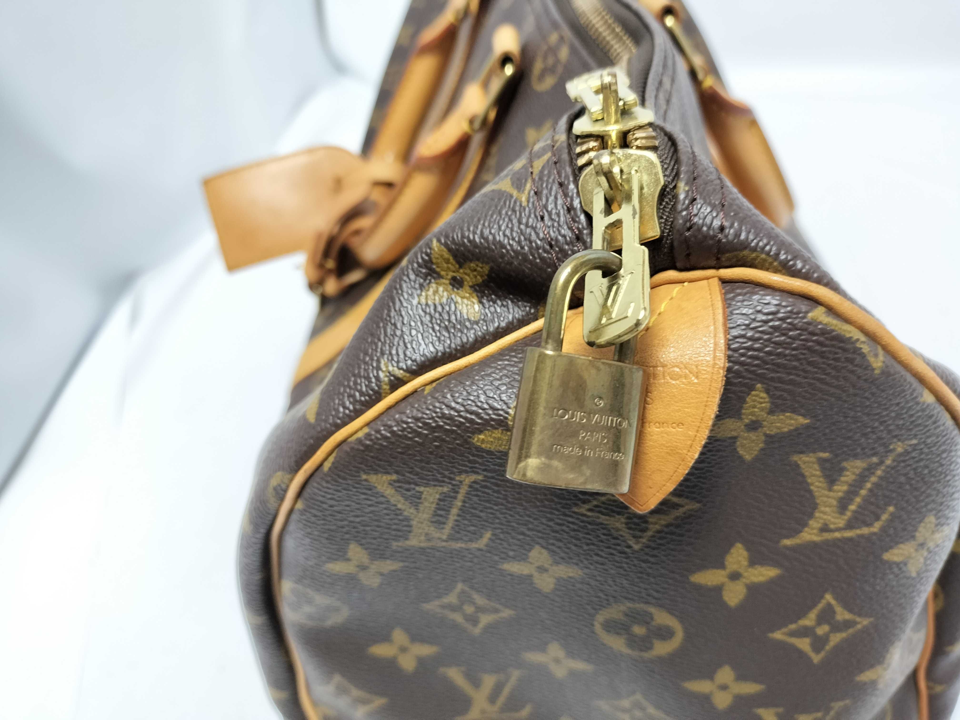 Monogram LOUIS_VUITTON M41428 Keepall 45 SP0936 Boston bag with padlock, name tag, and handle strap. — view 8
