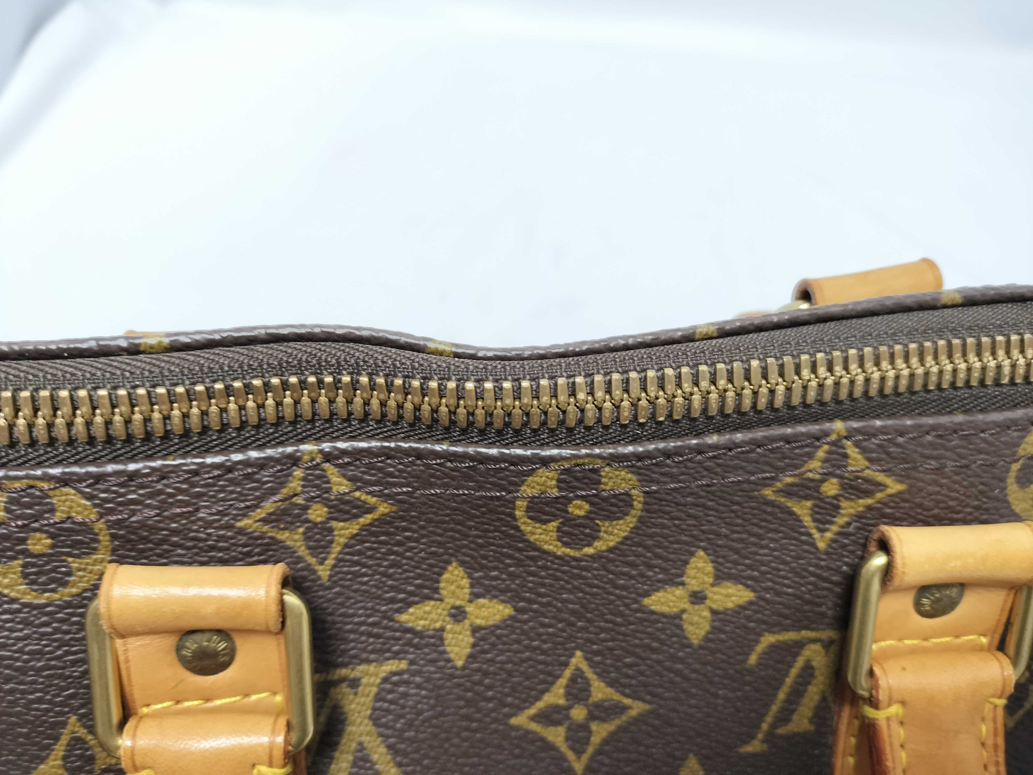 Monogram LOUIS_VUITTON M41428 Keepall 45 SP0936 Boston bag with padlock, name tag, and handle strap. — view 9