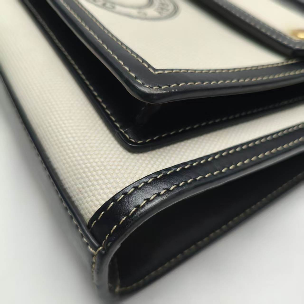 【*Shipped from: China*】BURBERRY Pocket Canvas Shoulder Bag — view 4