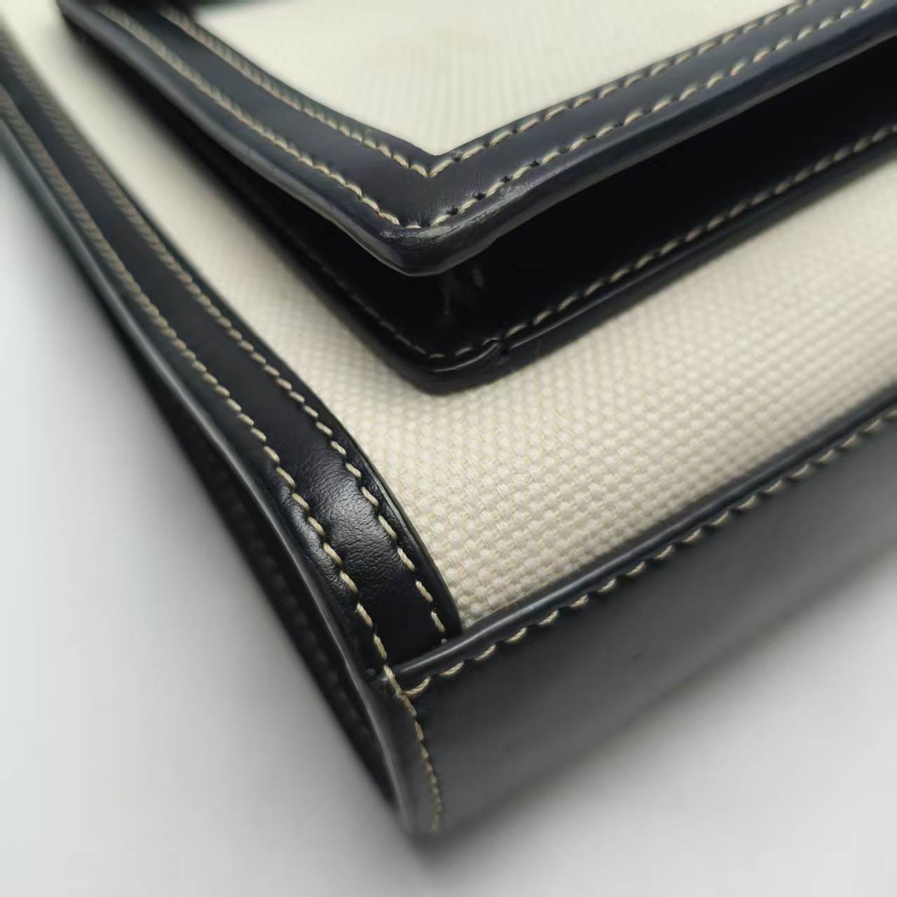 【*Shipped from: China*】BURBERRY Pocket Canvas Shoulder Bag — view 5