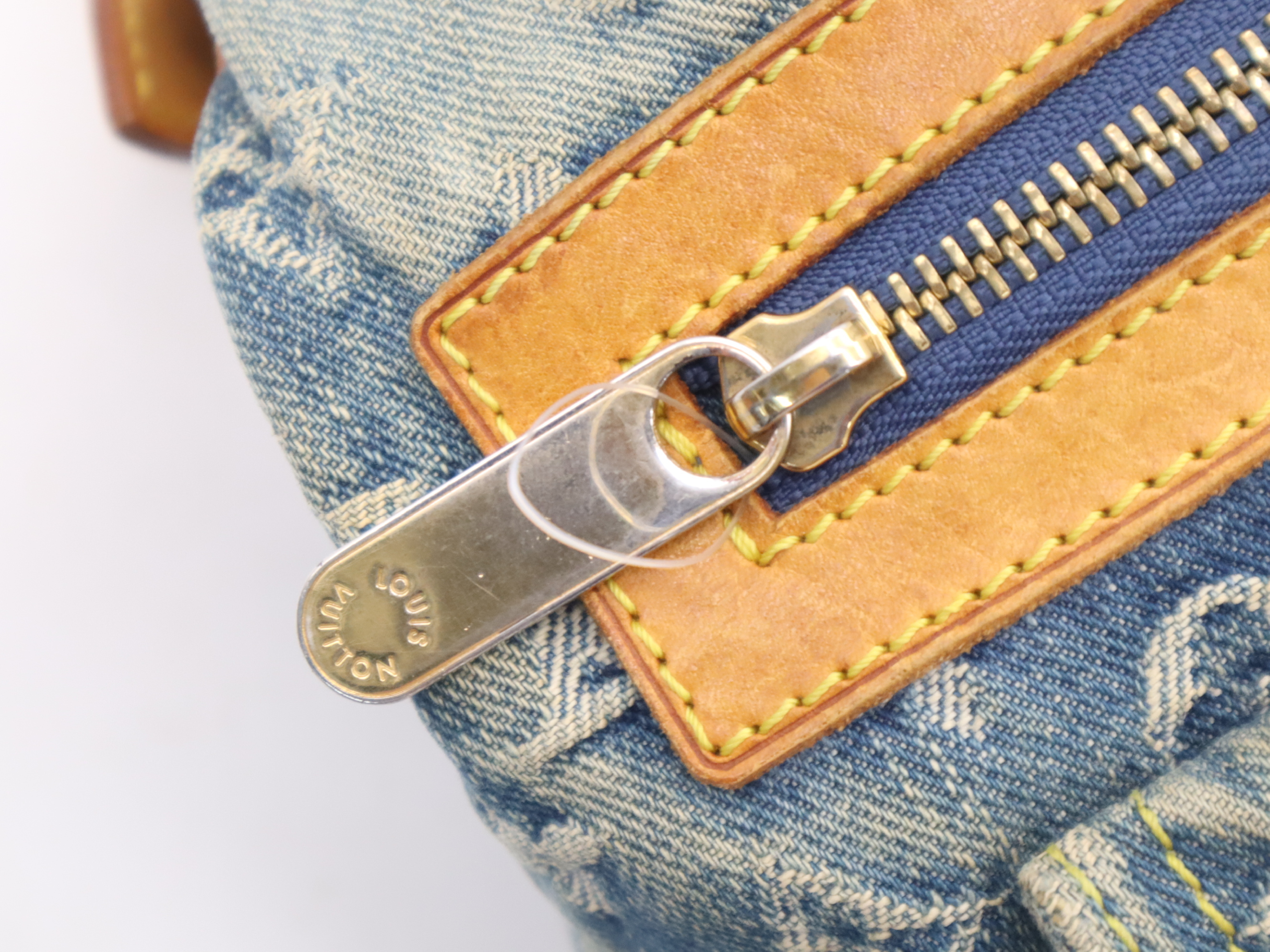 M95049 Denim Baggy PM Blue Handbag — view 10