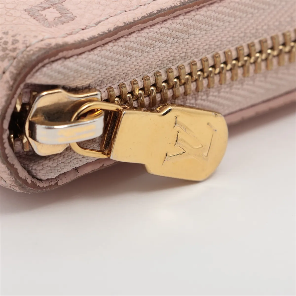 Monogram Empreinte Broderie Zippy Wallet M81138 Pink Round Zip Wallet (RFID detected) — view 13