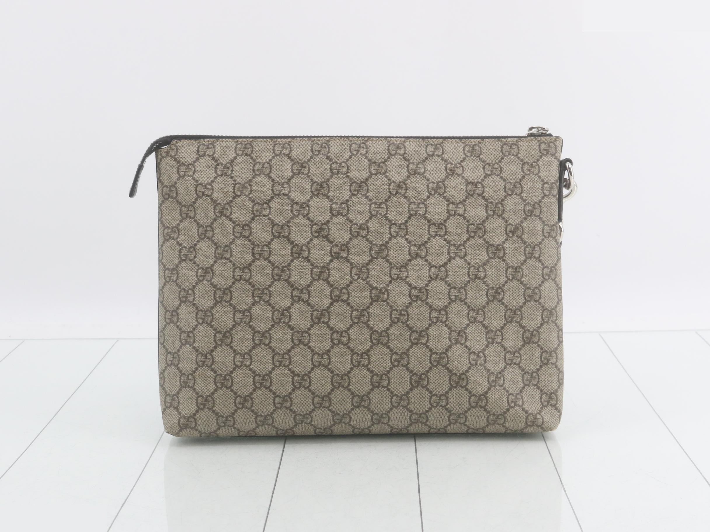 GG Supreme Clutch Bag — view 2