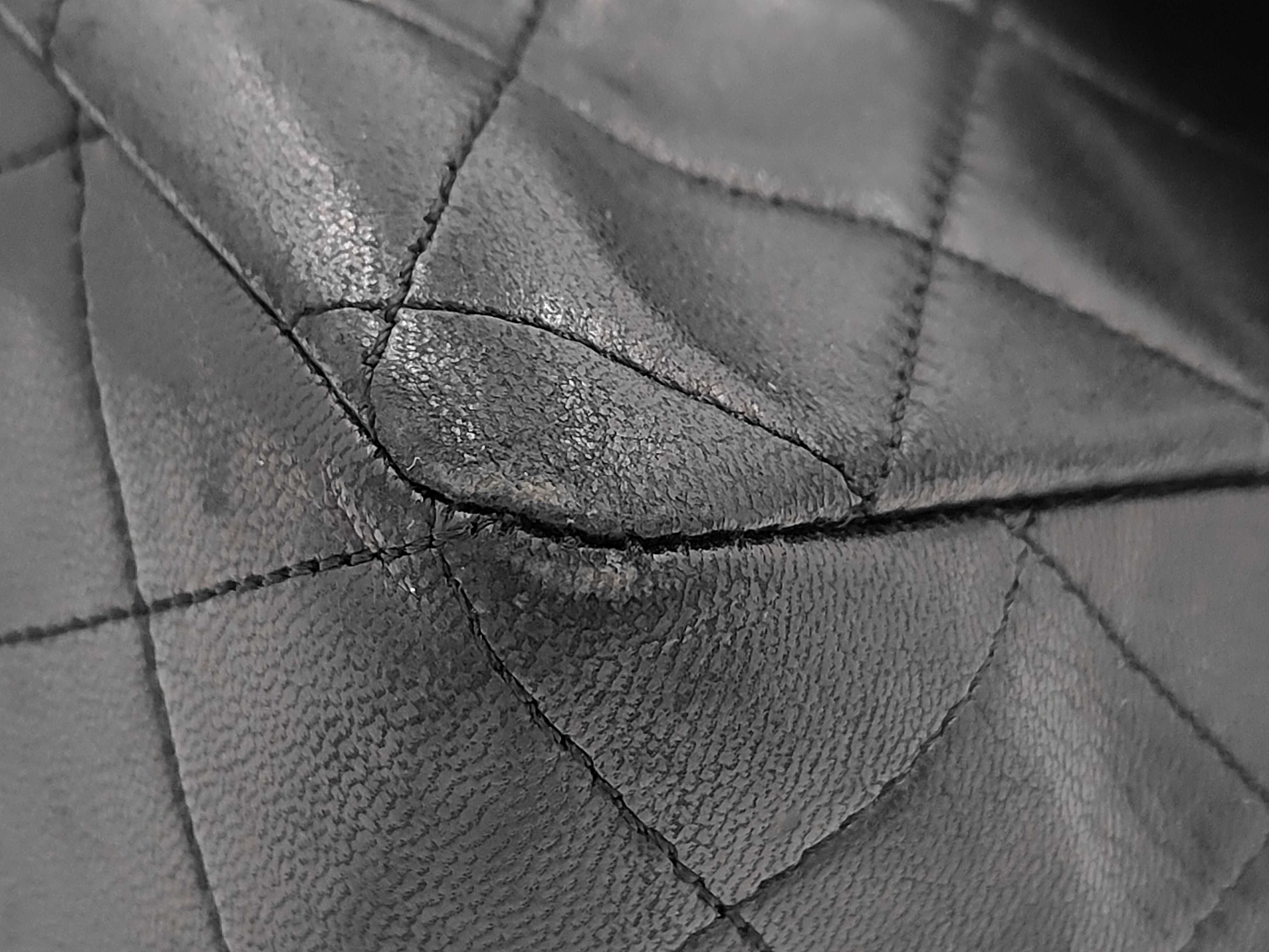 1377448 Matelassé Lambskin Chain Shoulder Bag, Single Flap, Turnlock, Black, with Pouch. — view 4