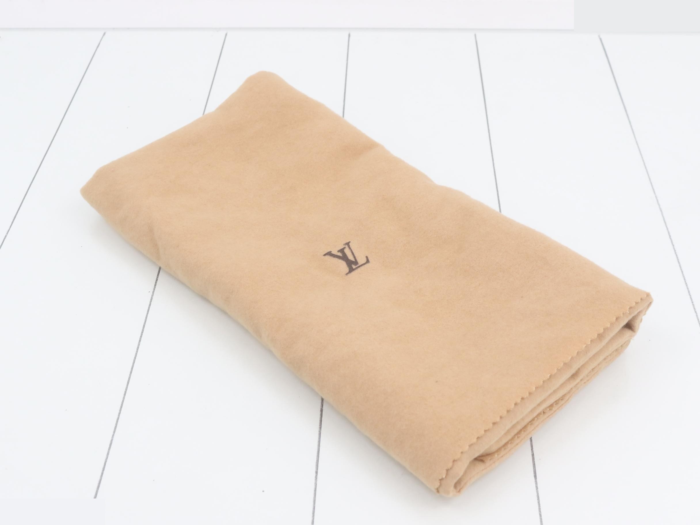 Papillon 30 with pouch — view 7
