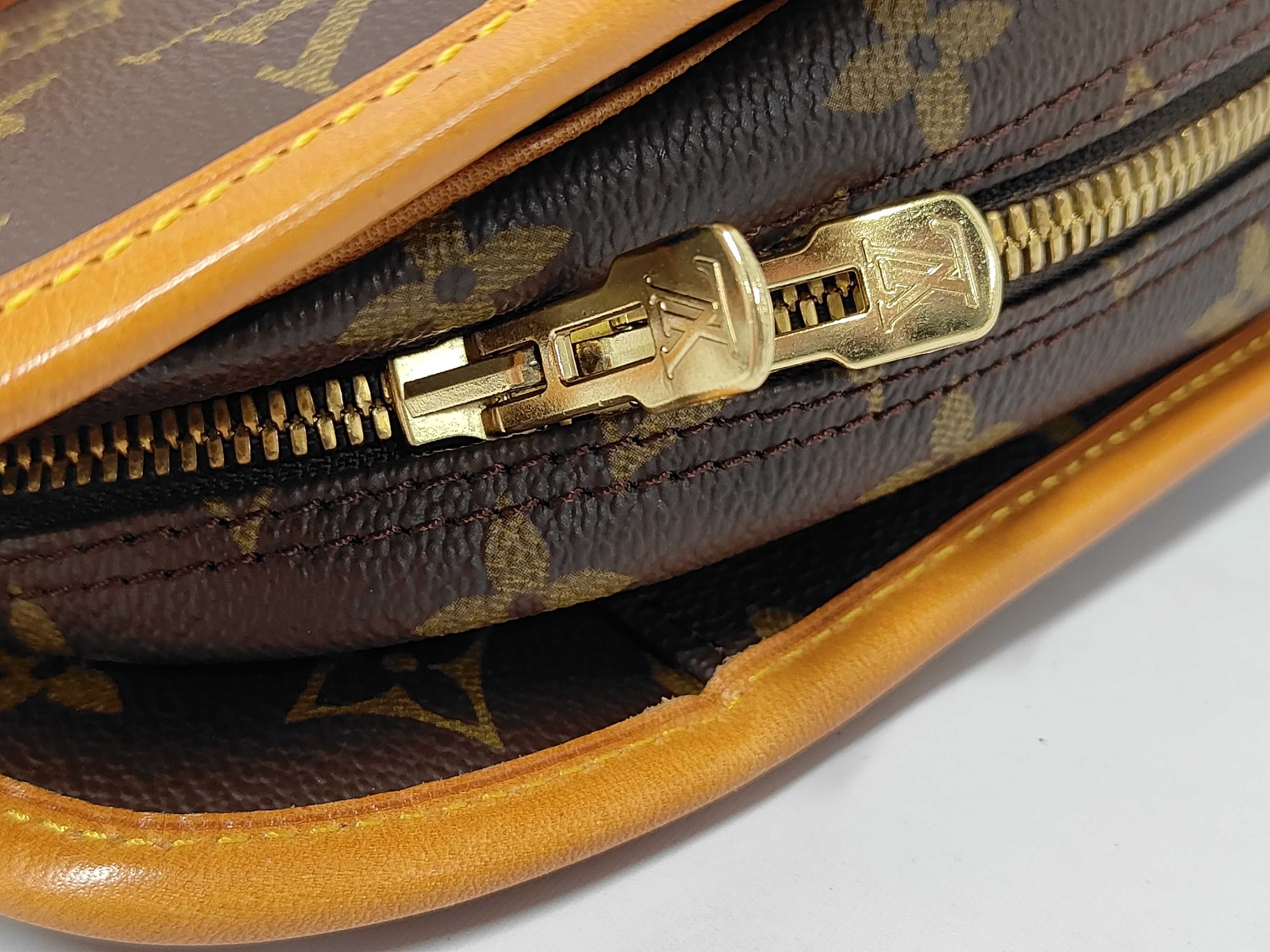 LV Rivoli Bag — view 12