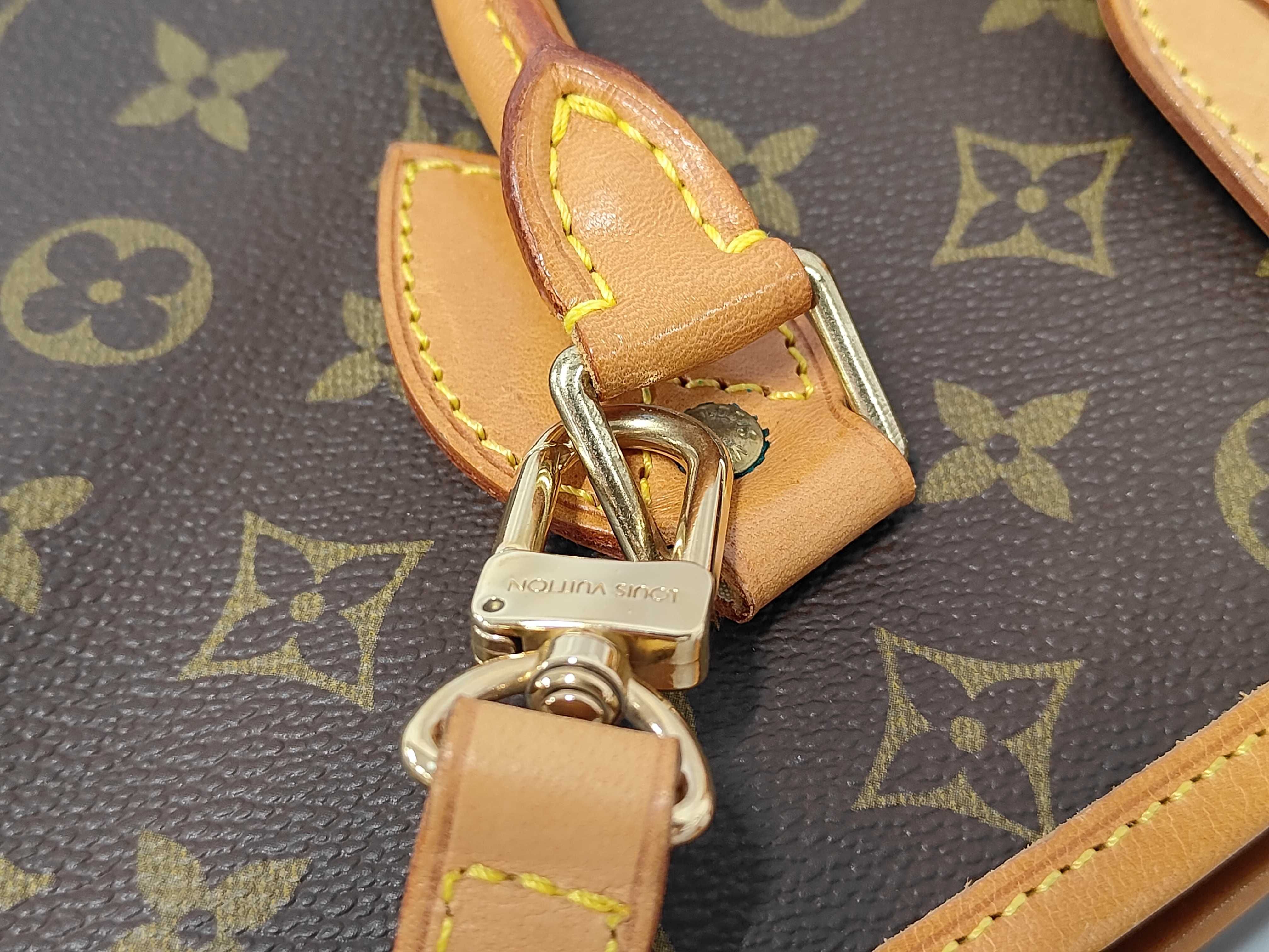 LV Rivoli Bag — view 8