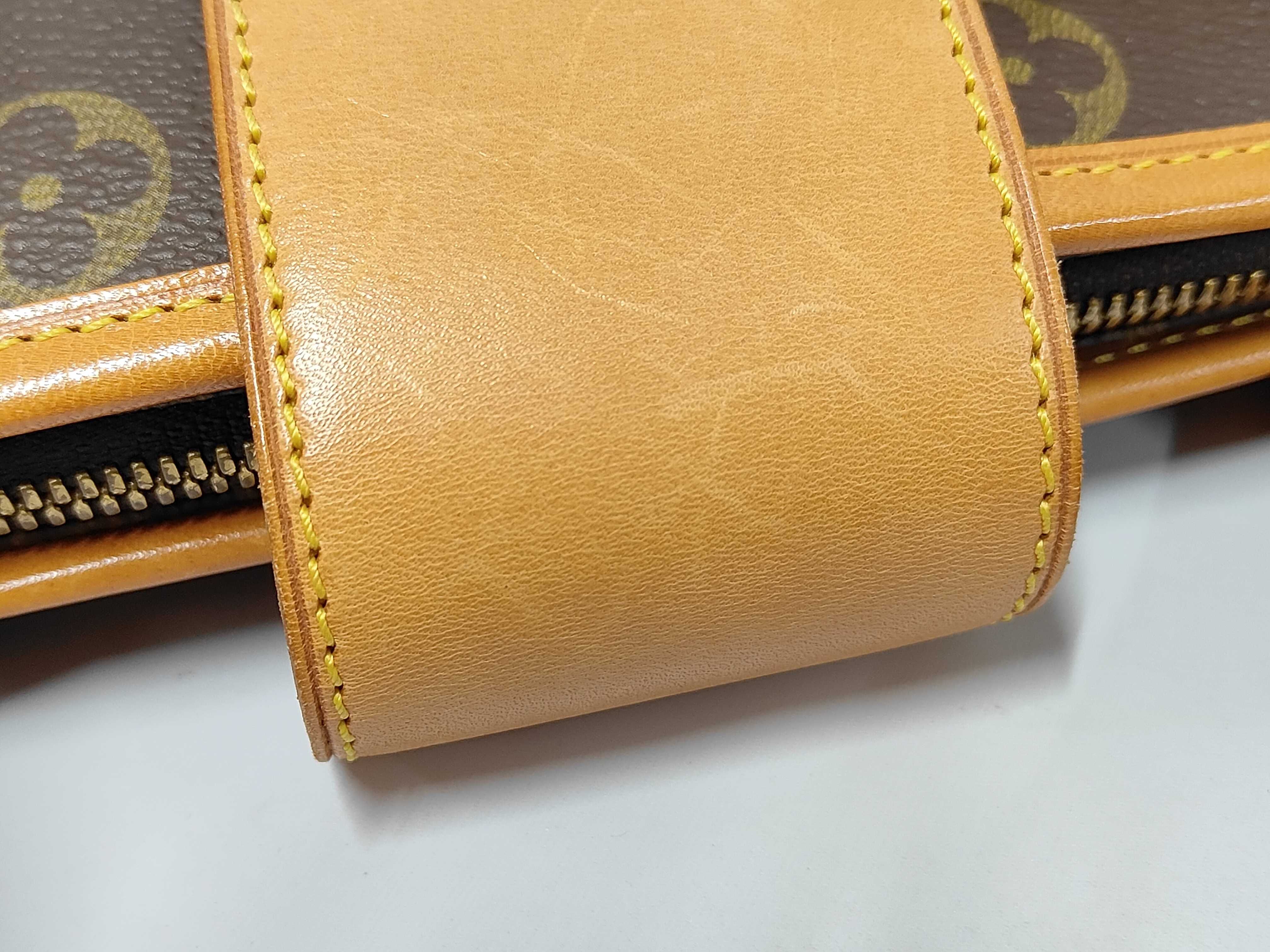 LV Rivoli Bag — view 10