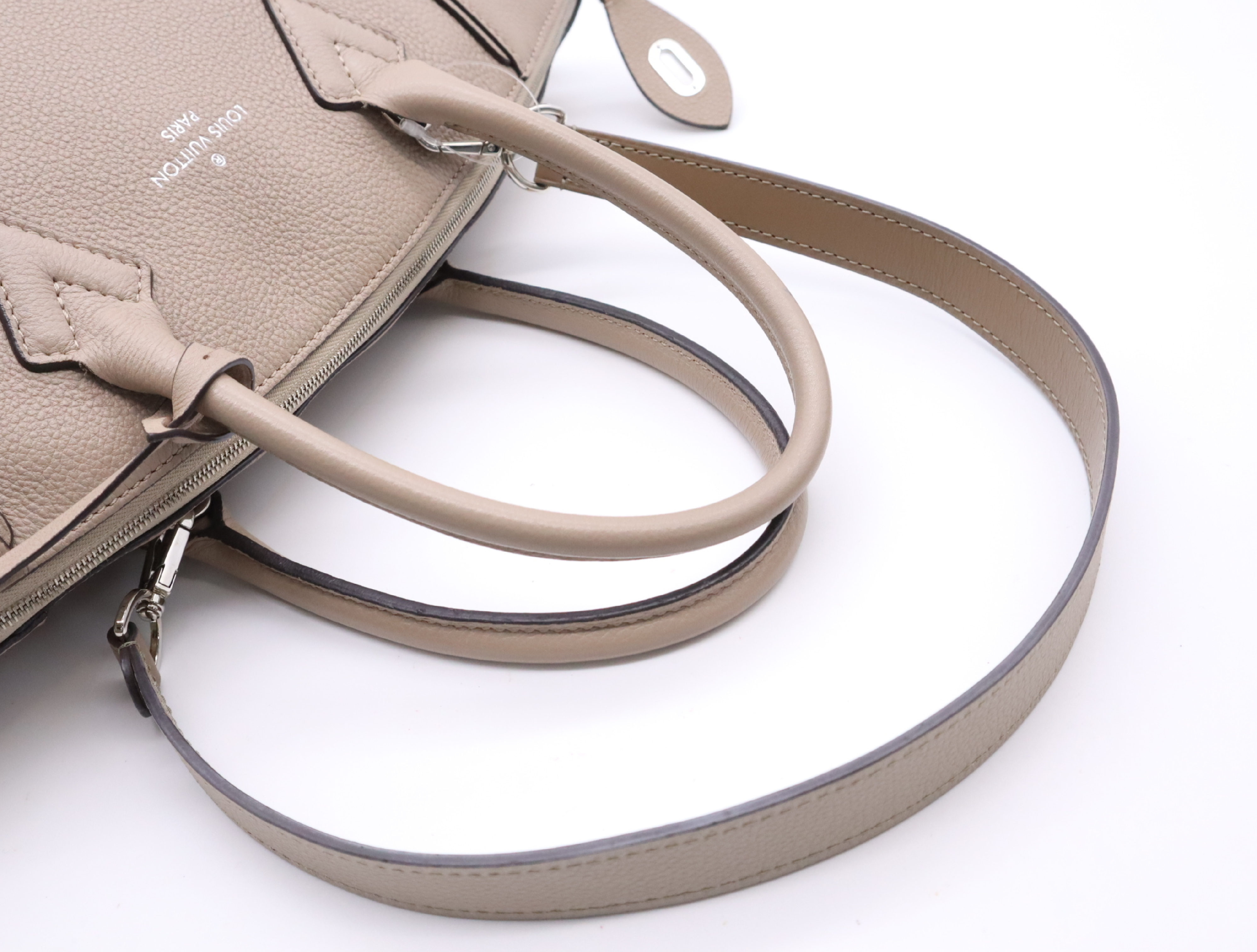 M50030 Parnasséa Lockit PM Beige Handbag with Shoulder Strap, Padlock, 2 Keys, and Clochette — view 12