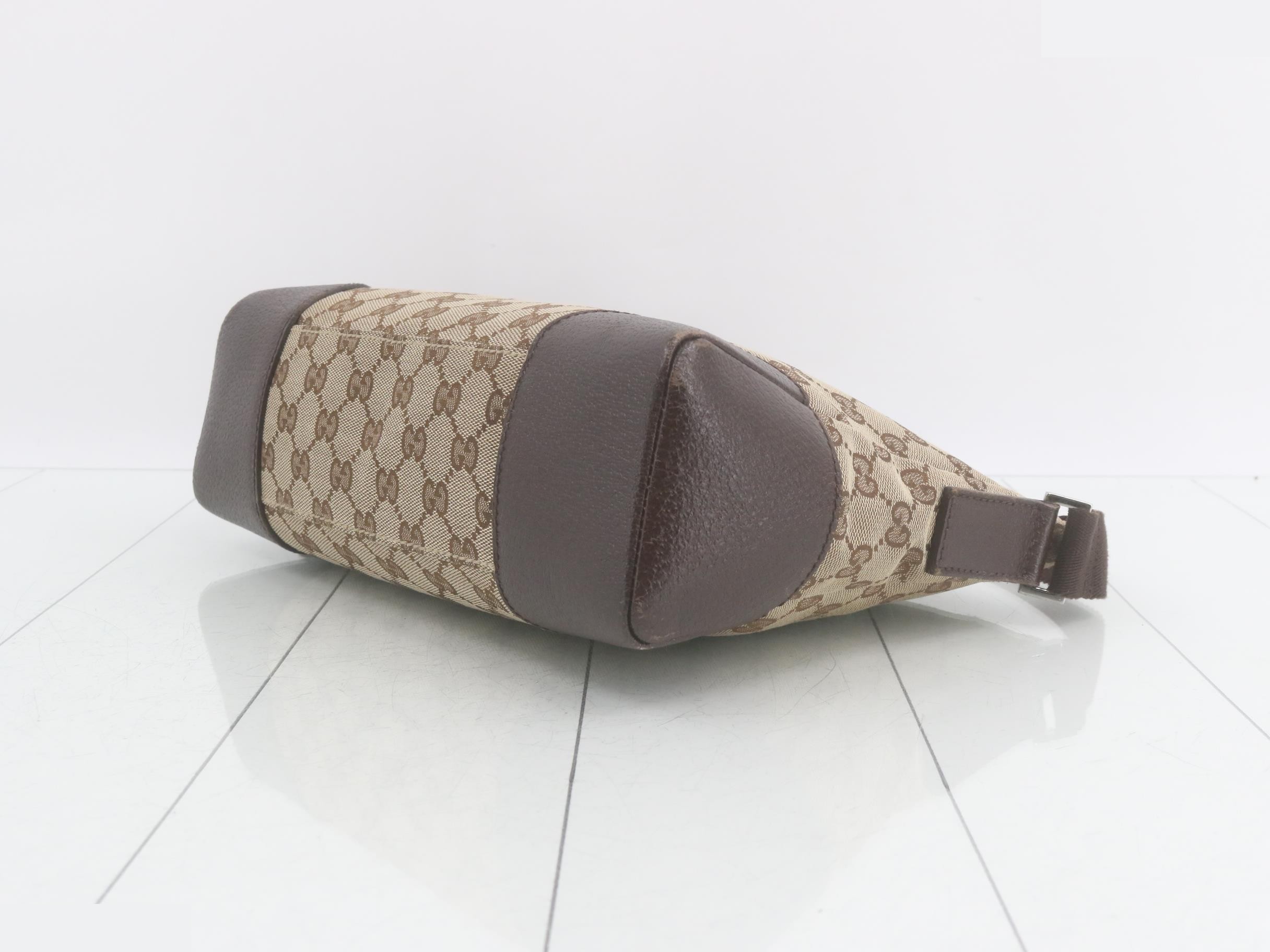 GG Canvas Shoulder Bag — view 6