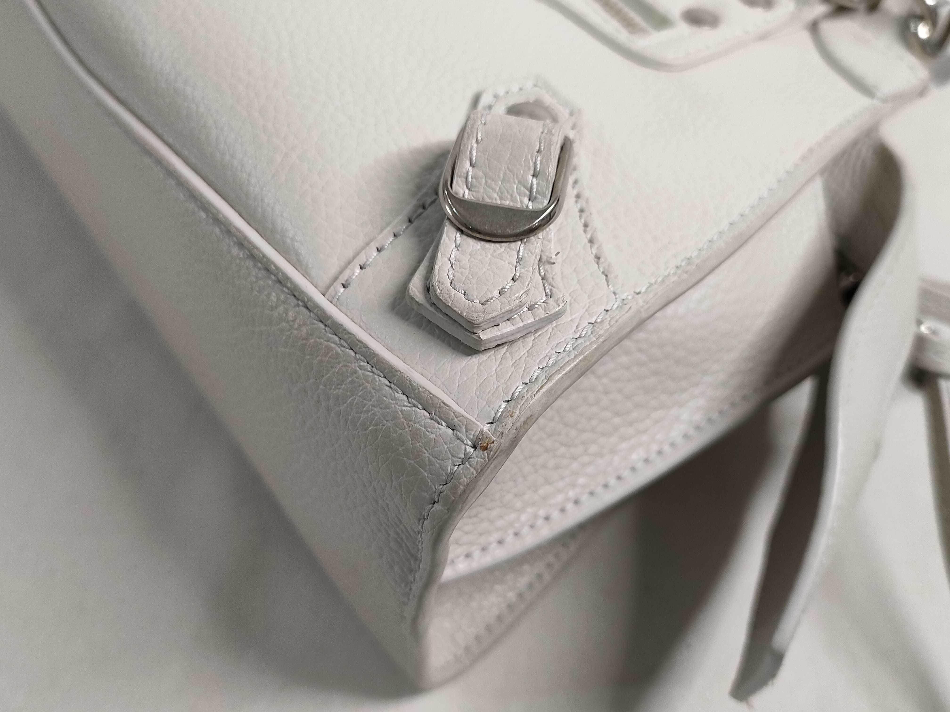 ID- Mini Neo Classic City 2-Way Handbag White Cow Skin 638524 Handbag — view 7