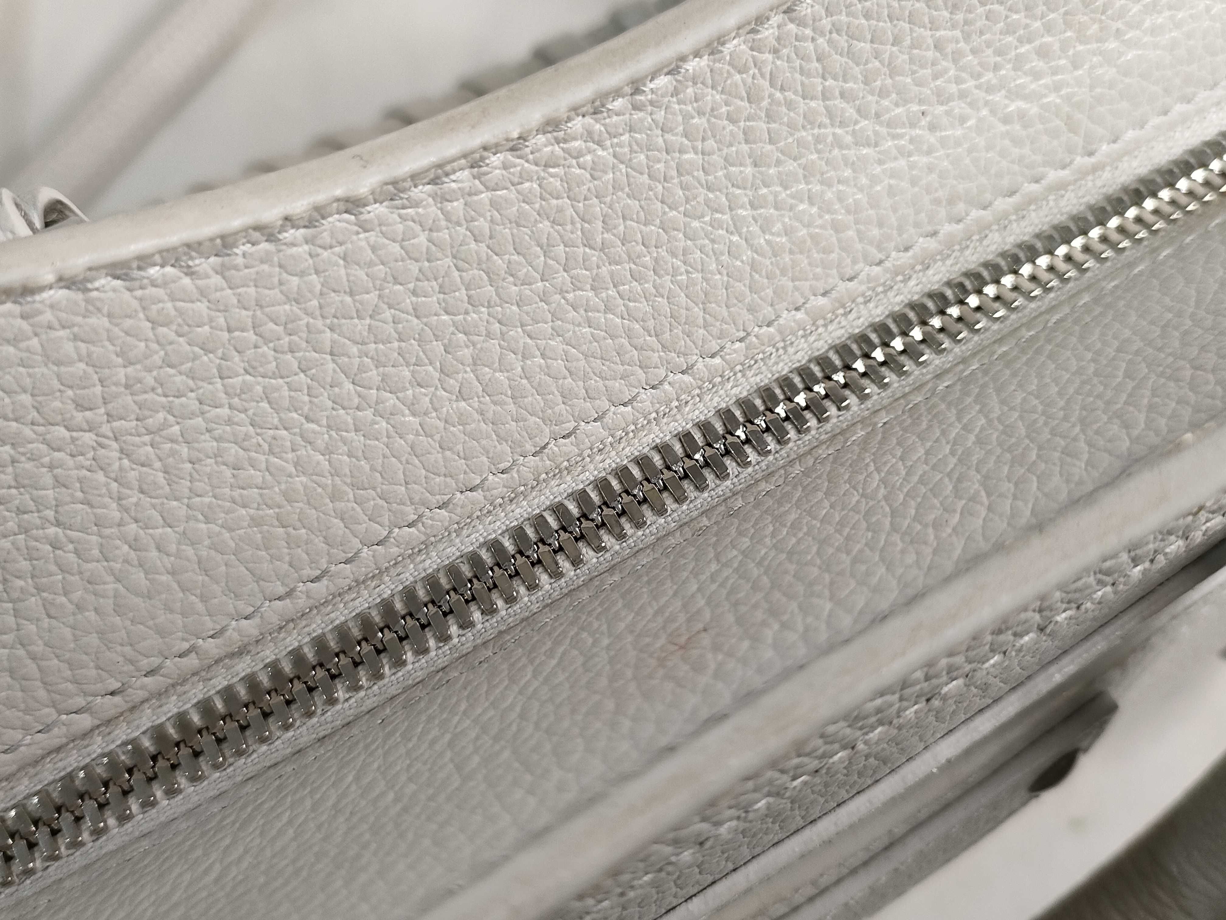 ID- Mini Neo Classic City 2-Way Handbag White Cow Skin 638524 Handbag — view 9