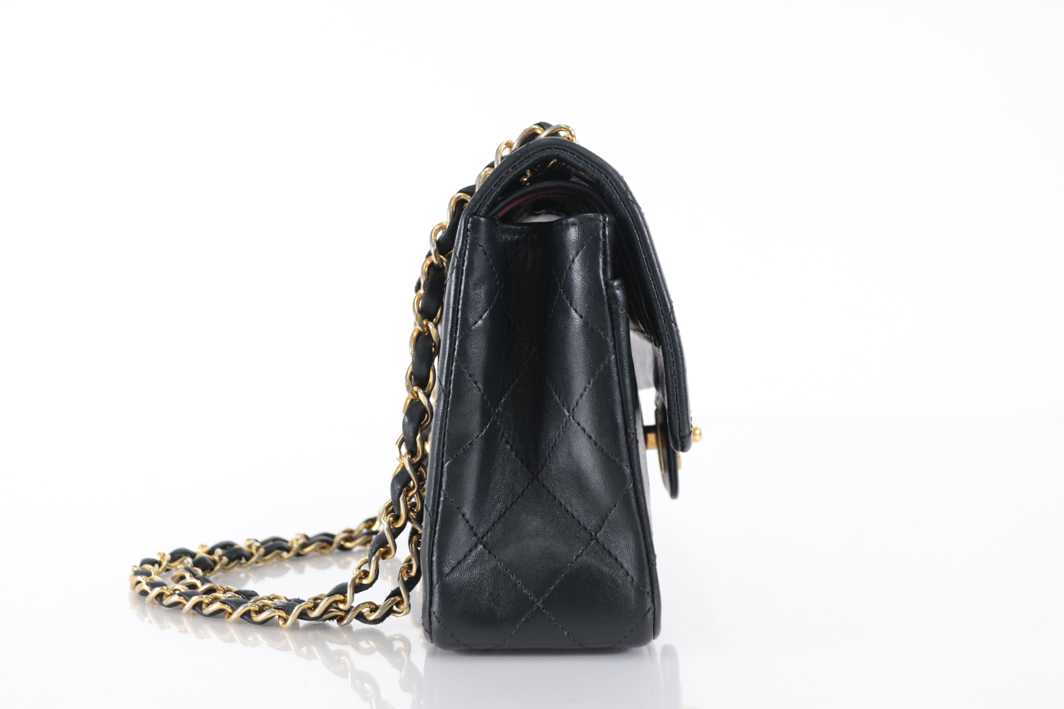 W-Flap 23 Lambskin Chain Shoulder Bag (Series 1) — view 3