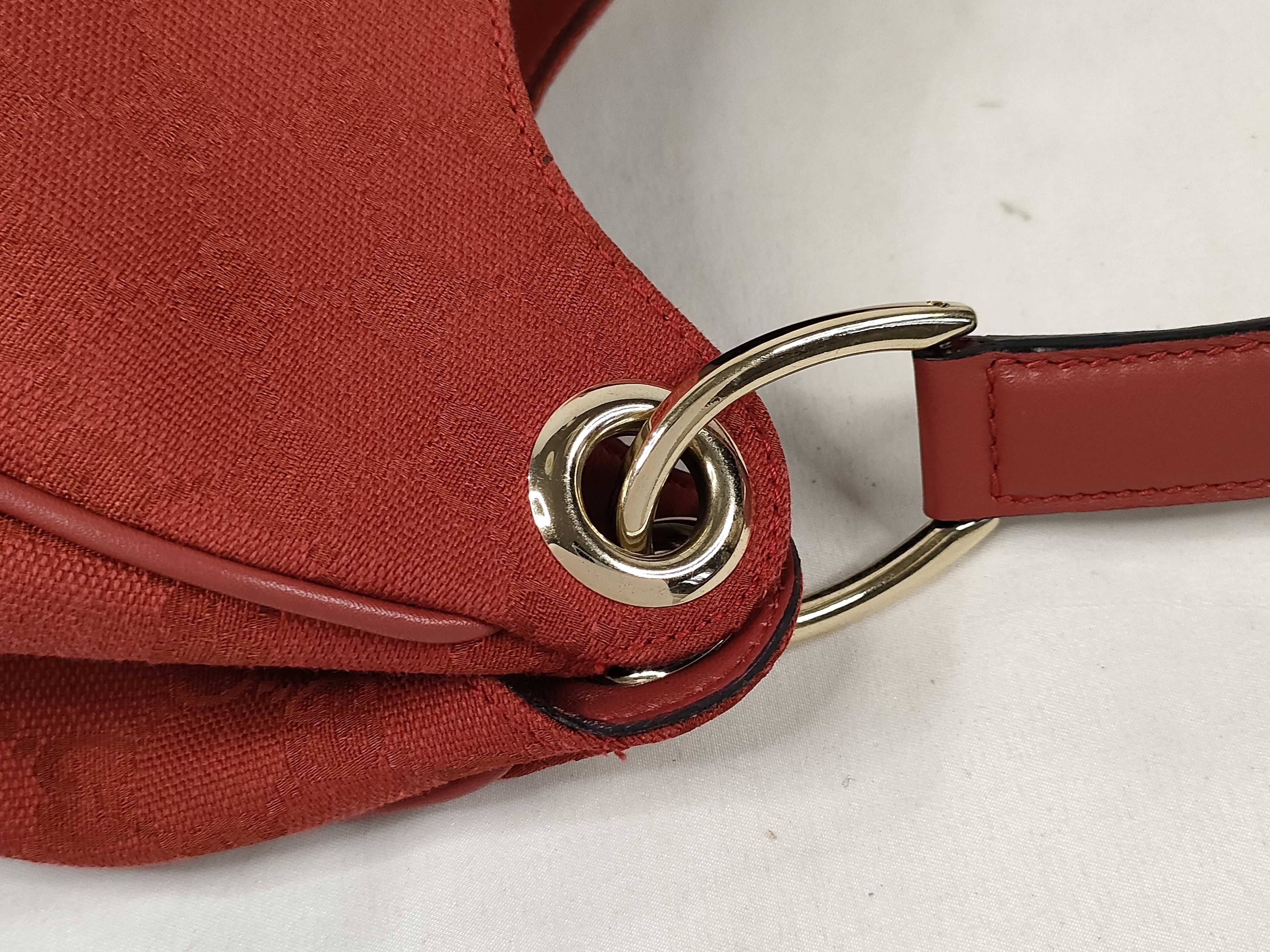 GG Canvas Shoulder Bag — view 5