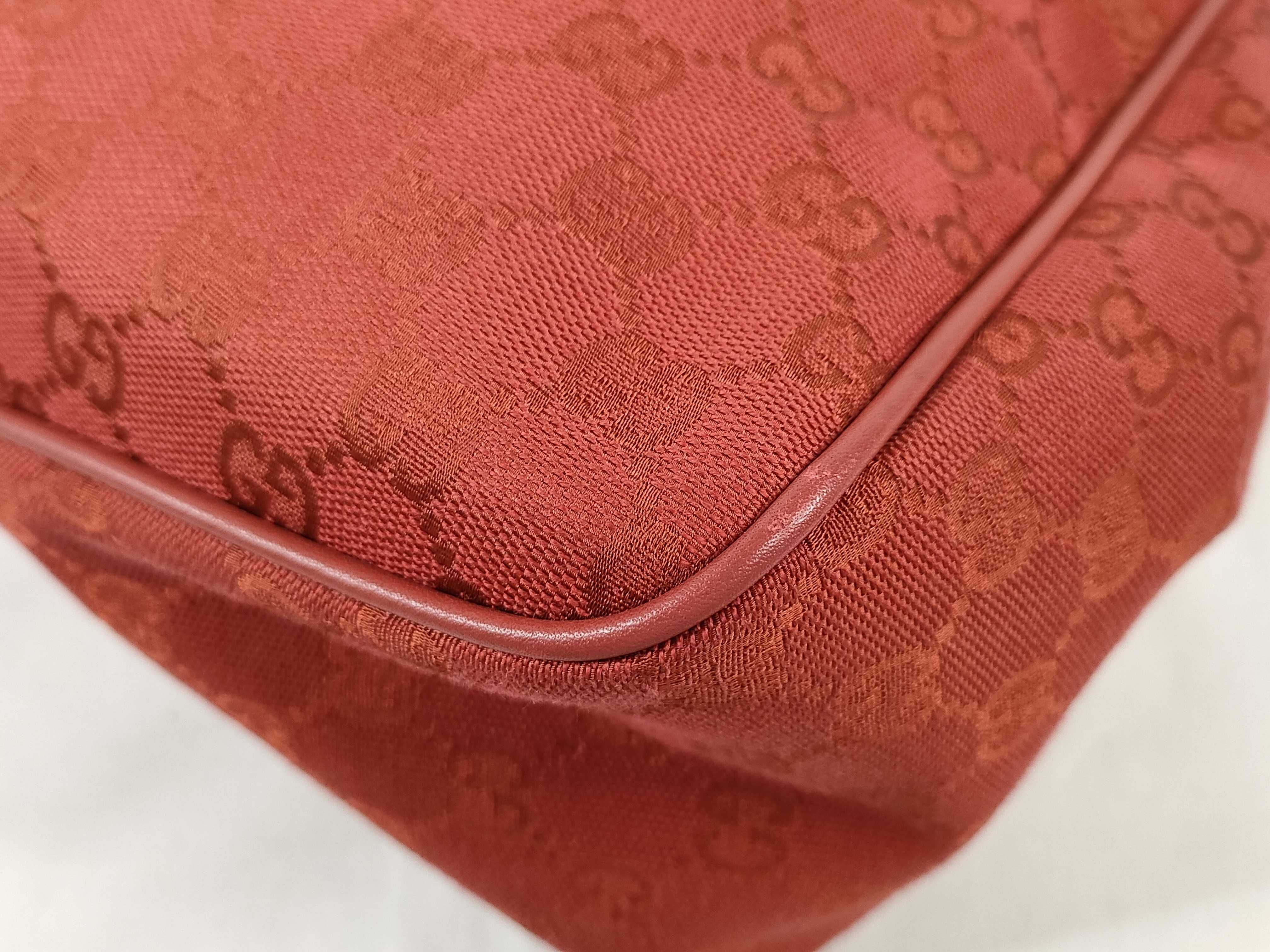 GG Canvas Shoulder Bag — view 6
