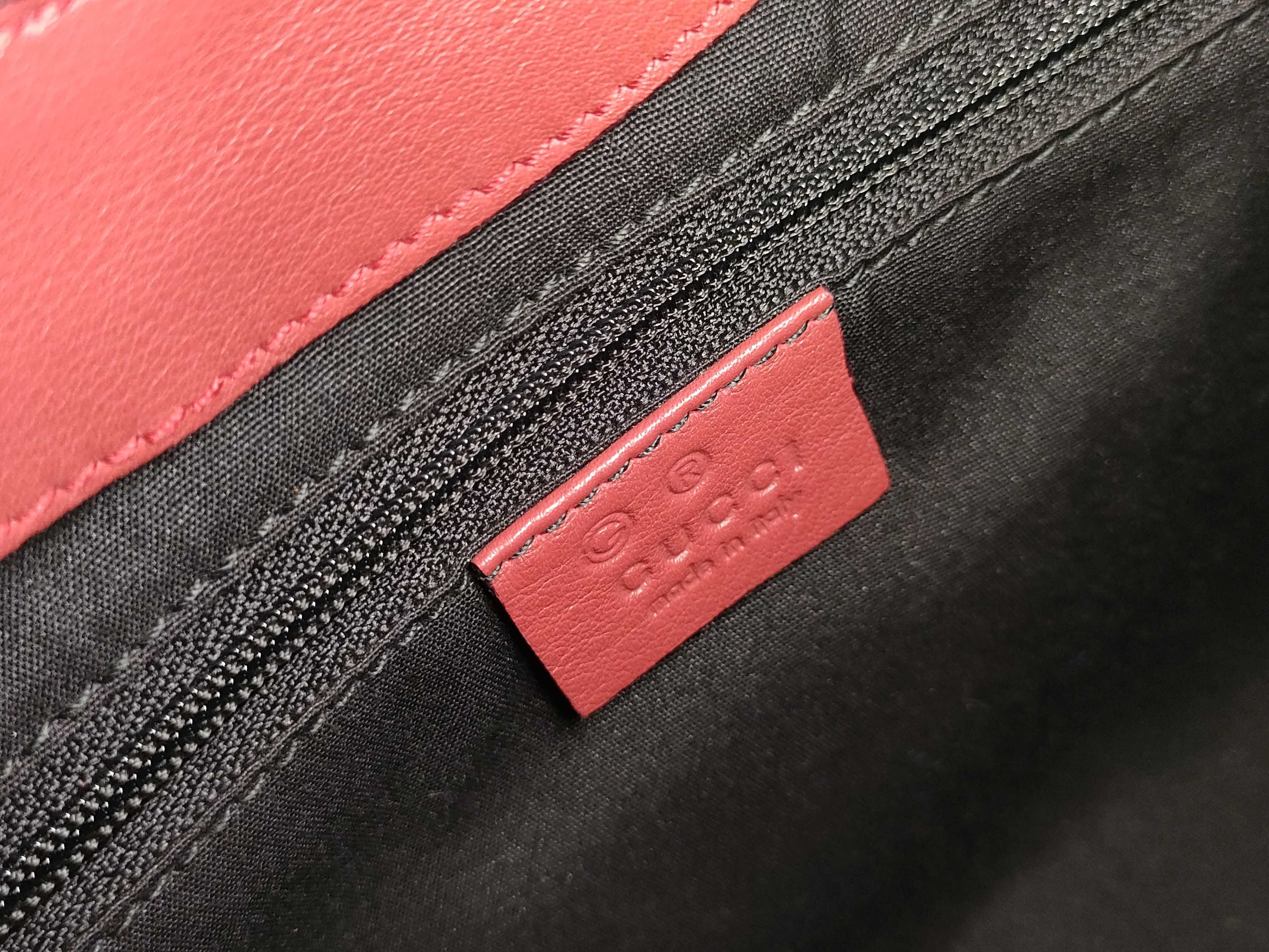 GG Canvas Shoulder Bag — view 10