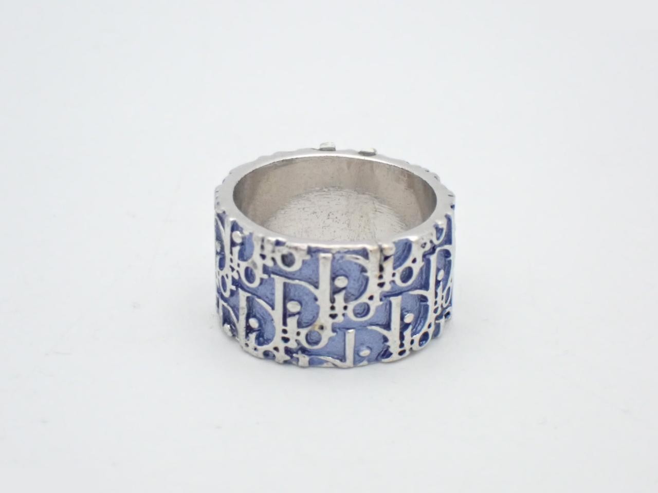 Trotter (precious metal) ring, stamped "9", actual size 11.5 cm — view 2