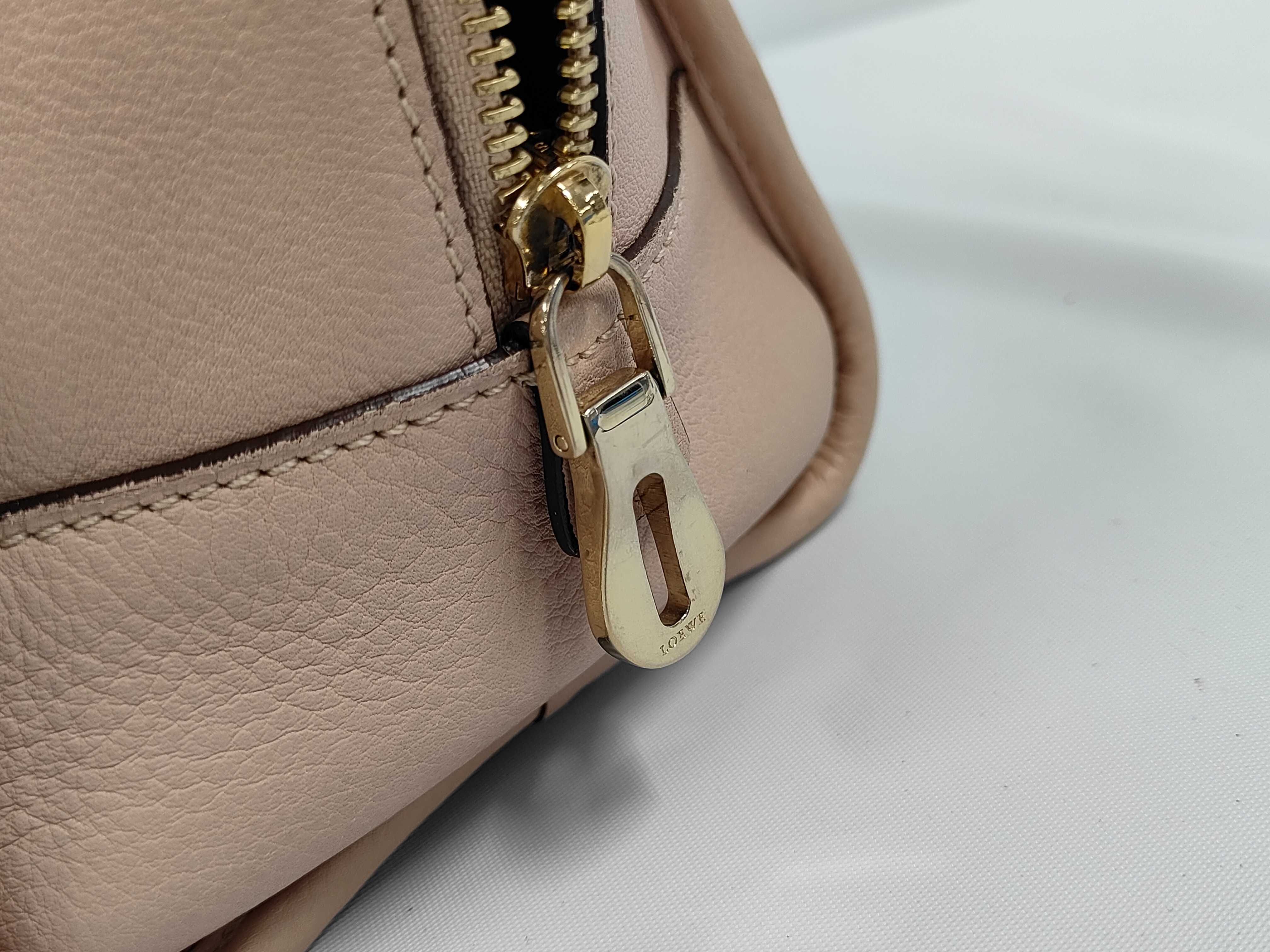 Amazona 28 Handbag. Accessories: Padlock, dust bag. — view 9