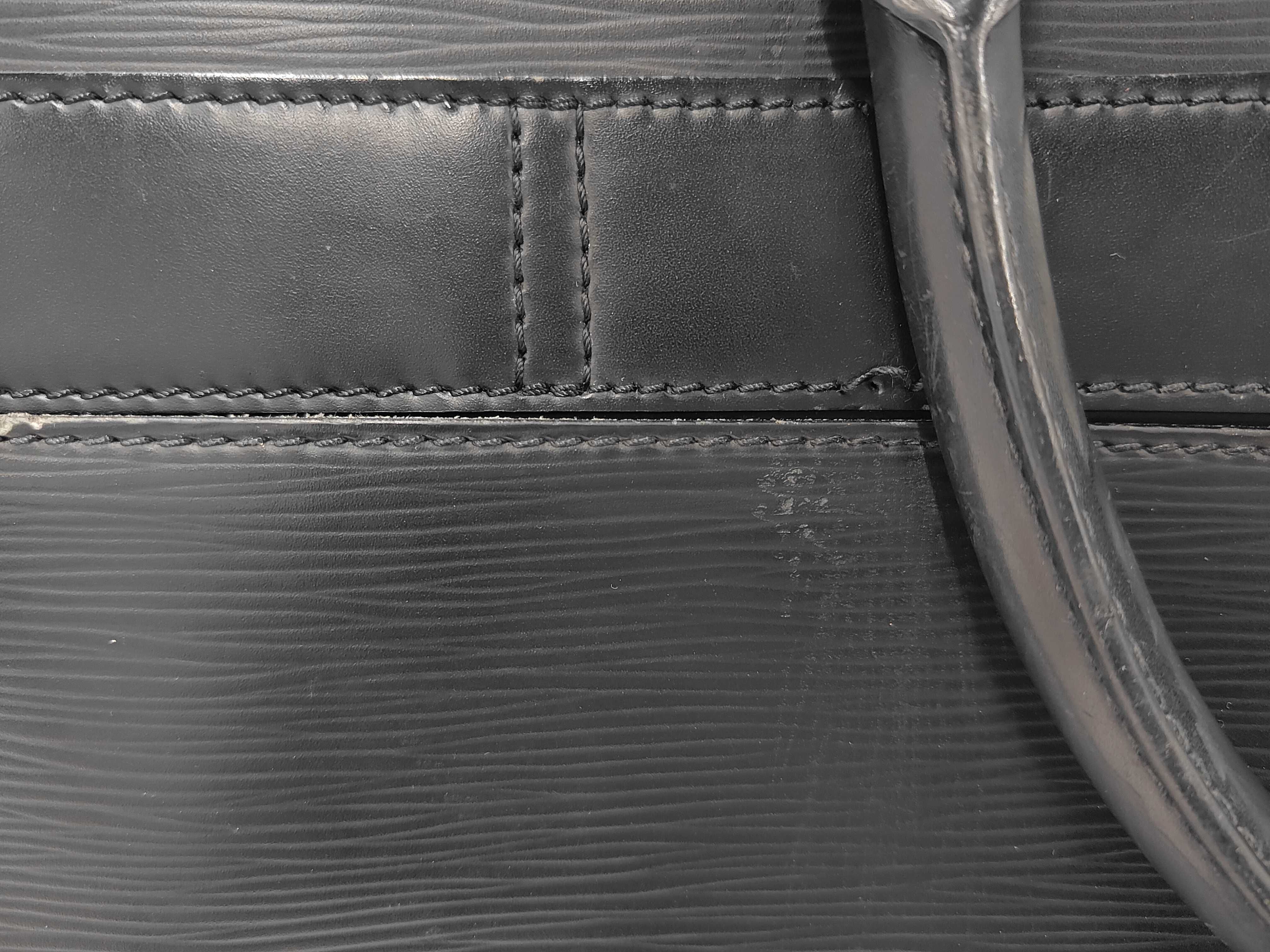 Bassano MM Handbag M54032 Epi Leather Black Bag — view 11