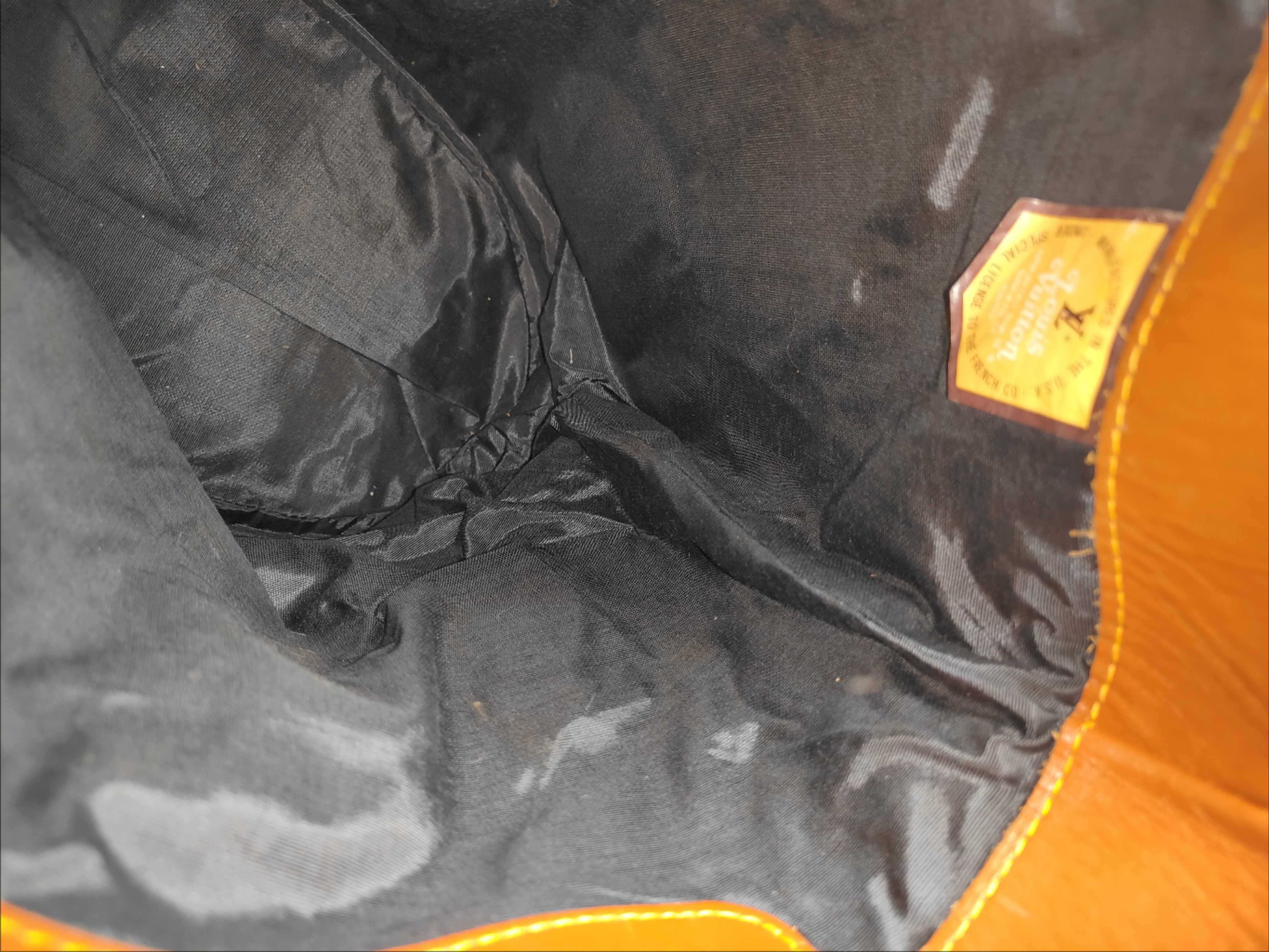 Monogram Louis Vuitton Monogram Made in USA Bucket GM Tote Bag with coin purse, after aftermarket repairs — view 12