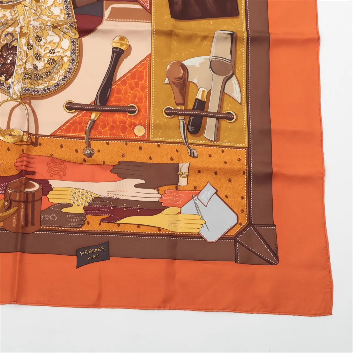 Carre 90 TOUT CUIR All leather Scarf Silk Orange x Brown Threads Fuzzing Threads Twisting Stains — view 4