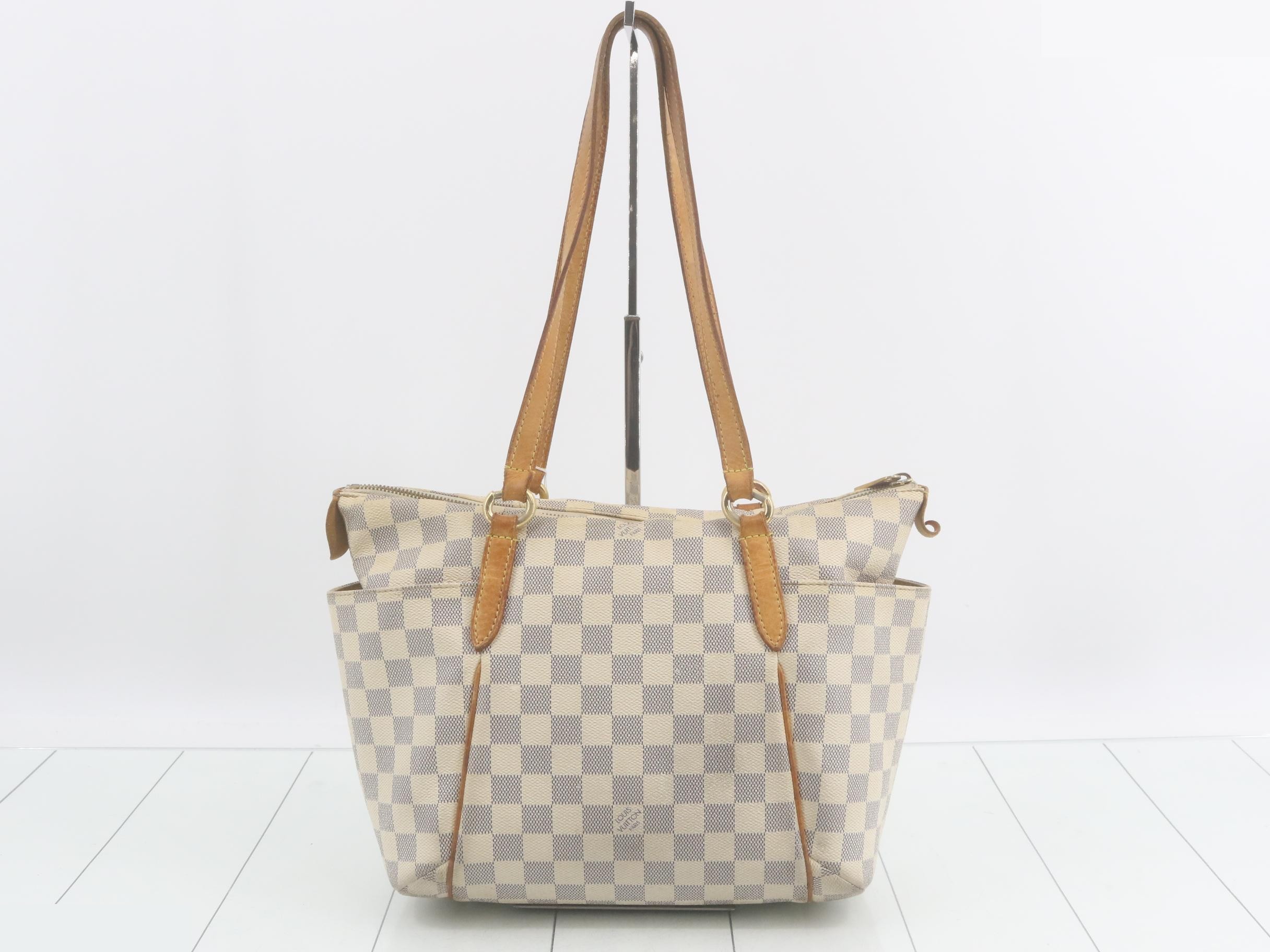 handbag — view 2