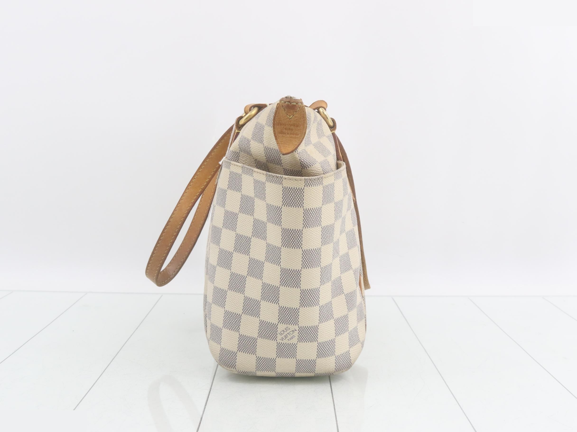 handbag — view 3