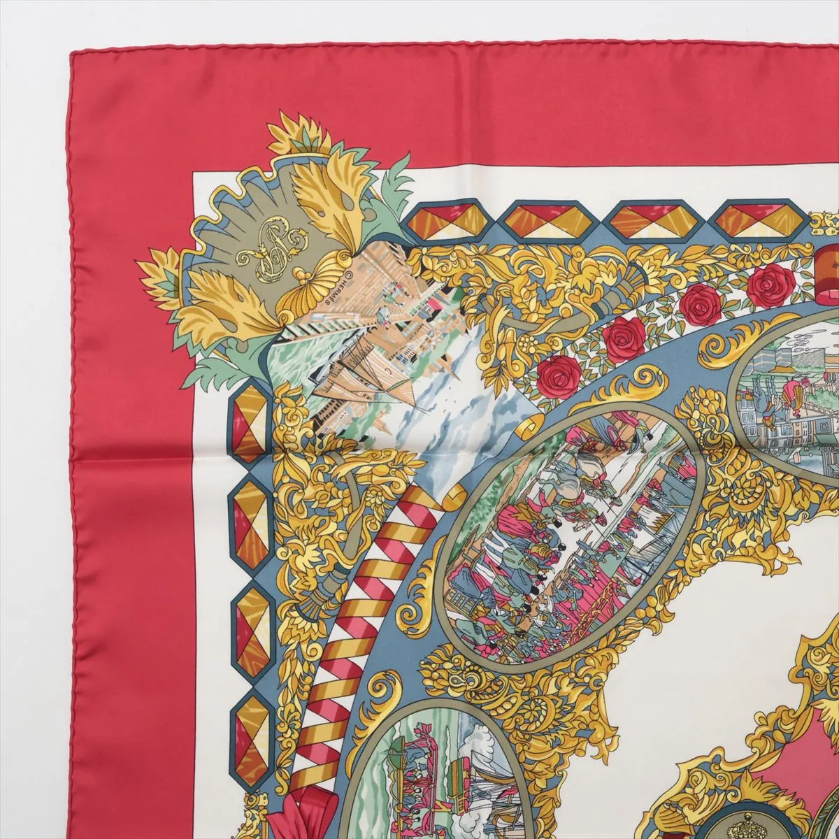 Carre 90 L’ENTENTE CORDIALE Franco-British Alliance Scarf, Silk, Red, with some wear, — view 2