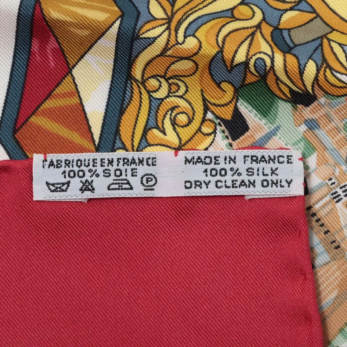 Carre 90 L’ENTENTE CORDIALE Franco-British Alliance Scarf, Silk, Red, with some wear, — view 7