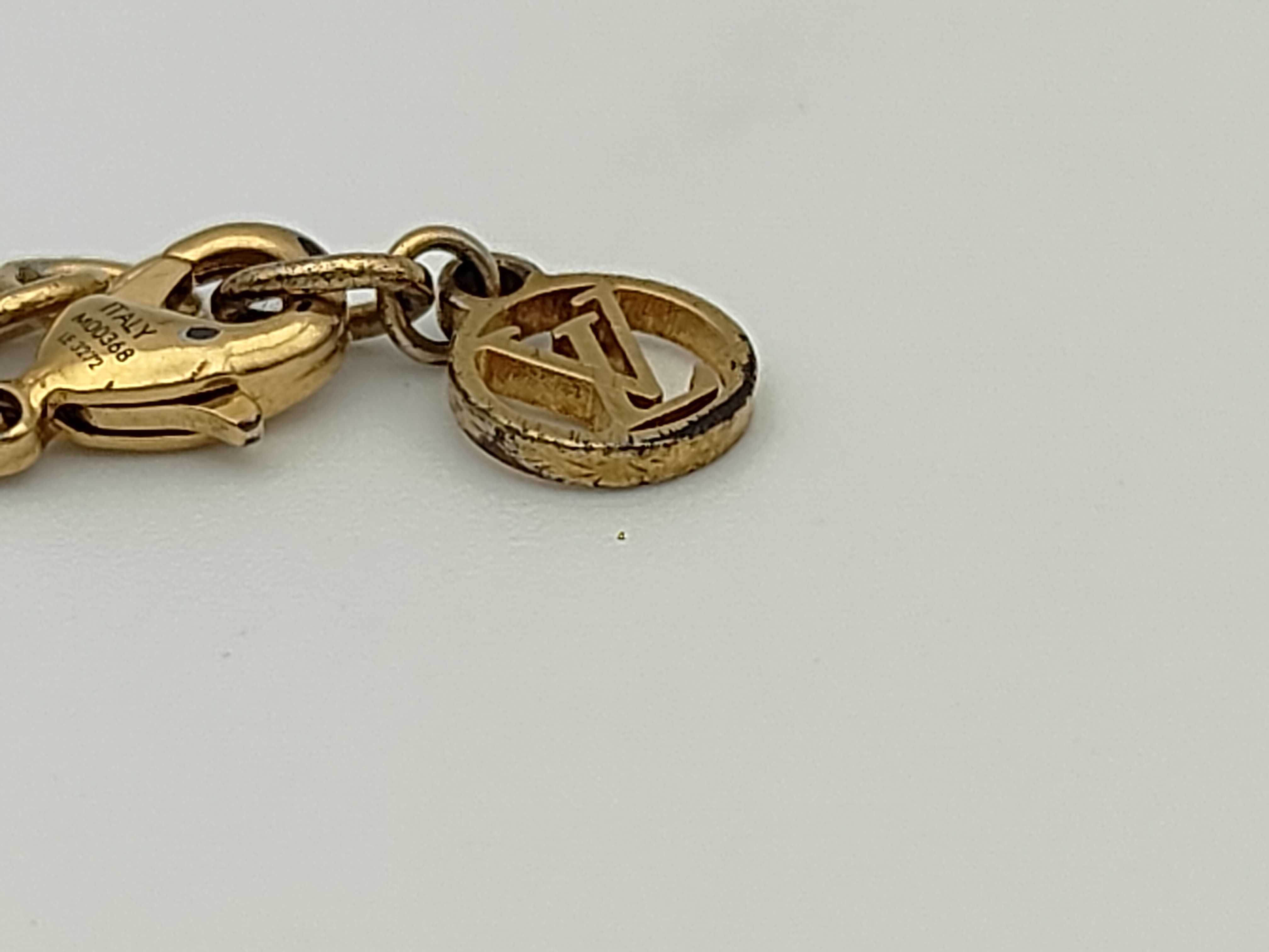 Necklace with Rhinestones and LV Circle Logo — view 7