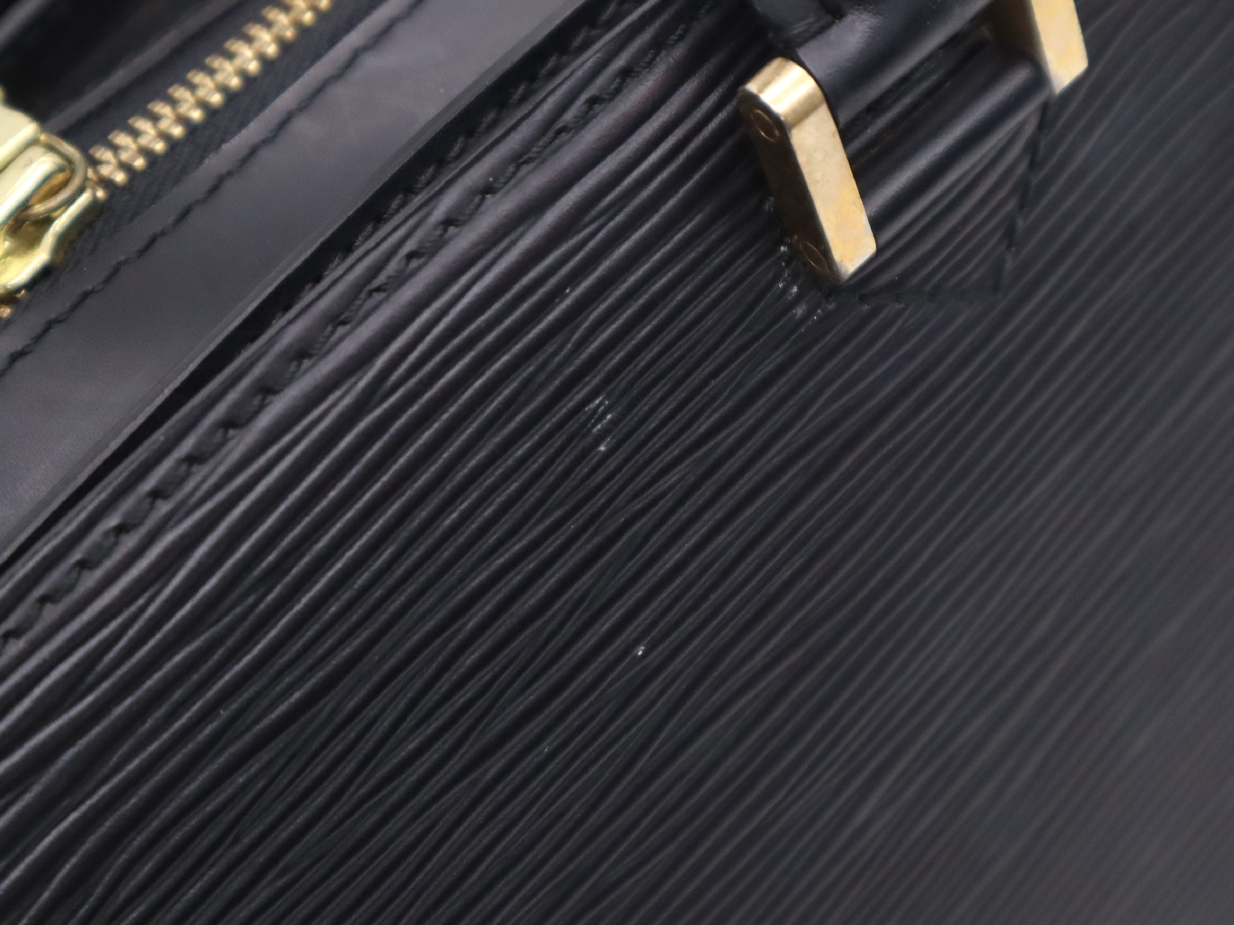 M52052 Pont Neuf Noir Handbag — view 9