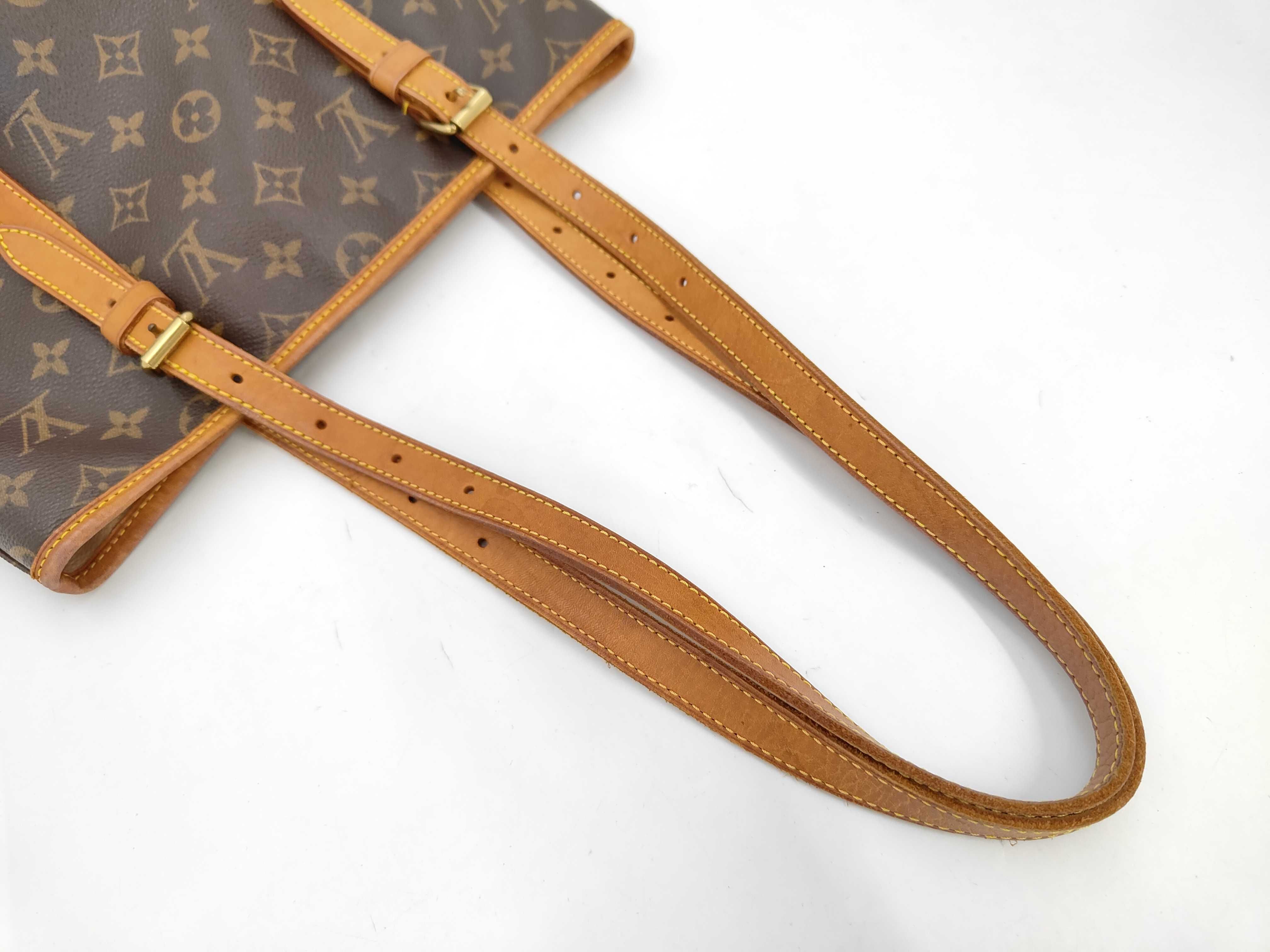 Monogram Bucket GM FL0063 Shoulder Bag — view 4