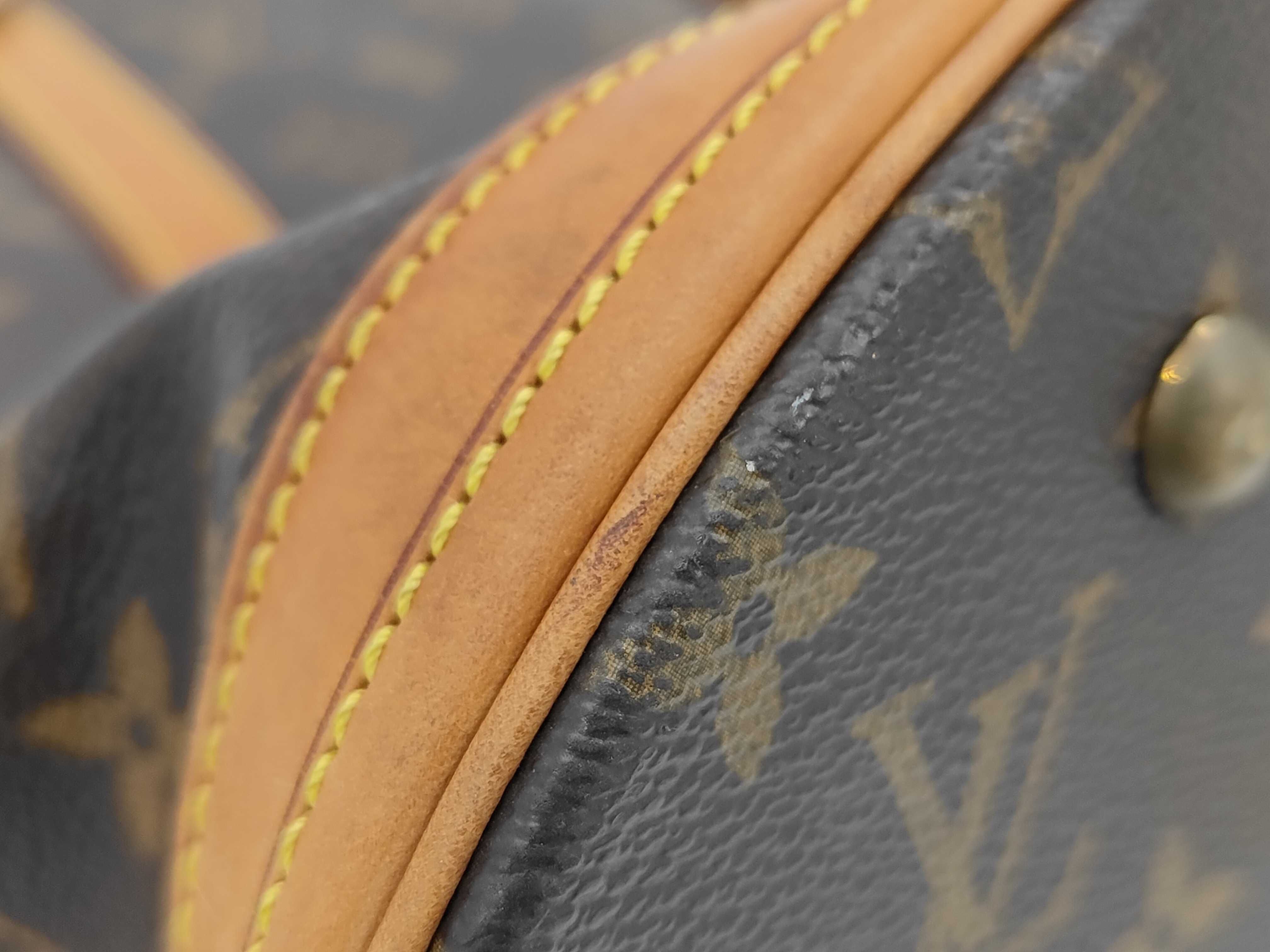 Monogram Bucket GM FL0063 Shoulder Bag — view 6